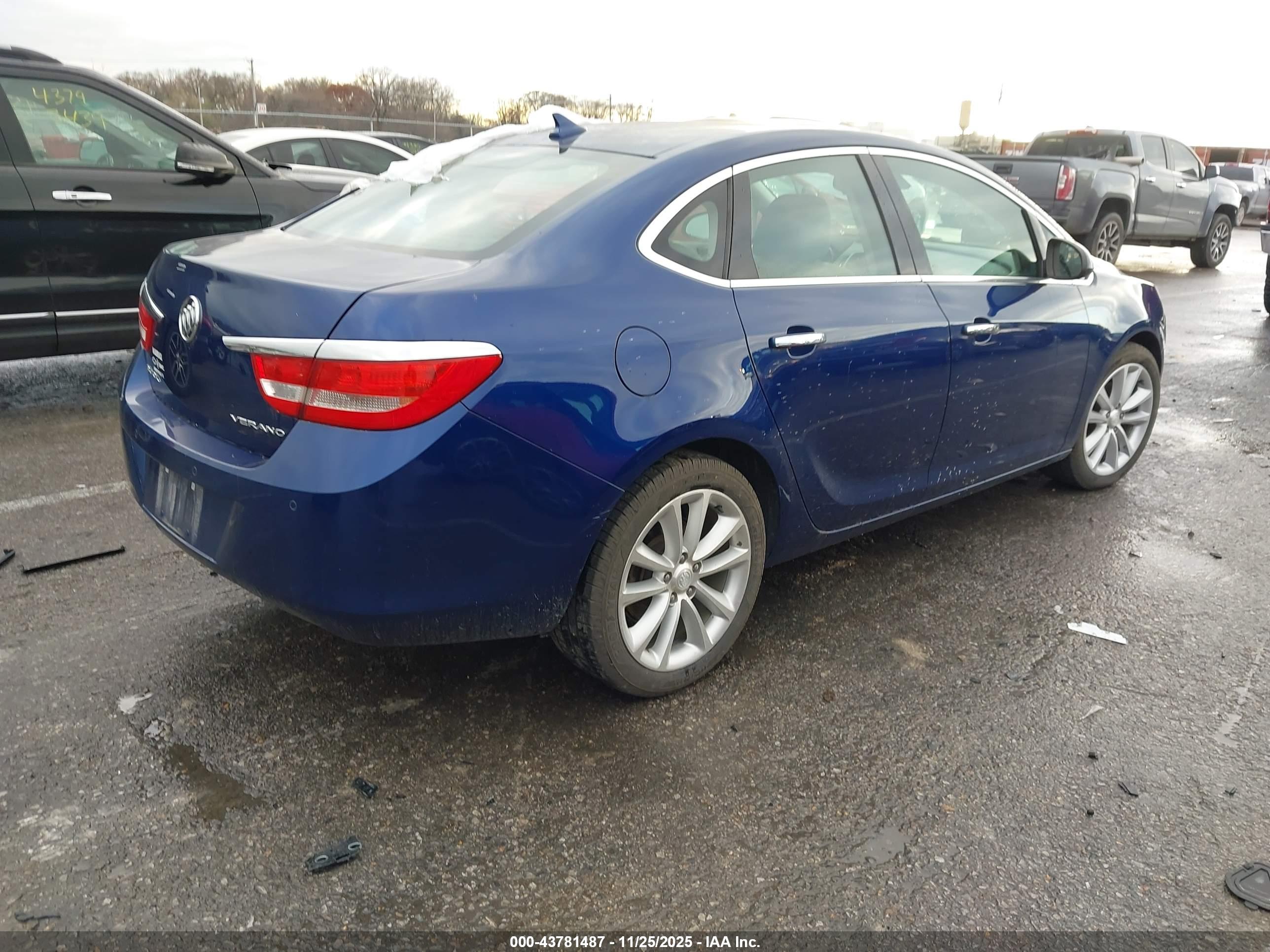BUICK VERANO image 4