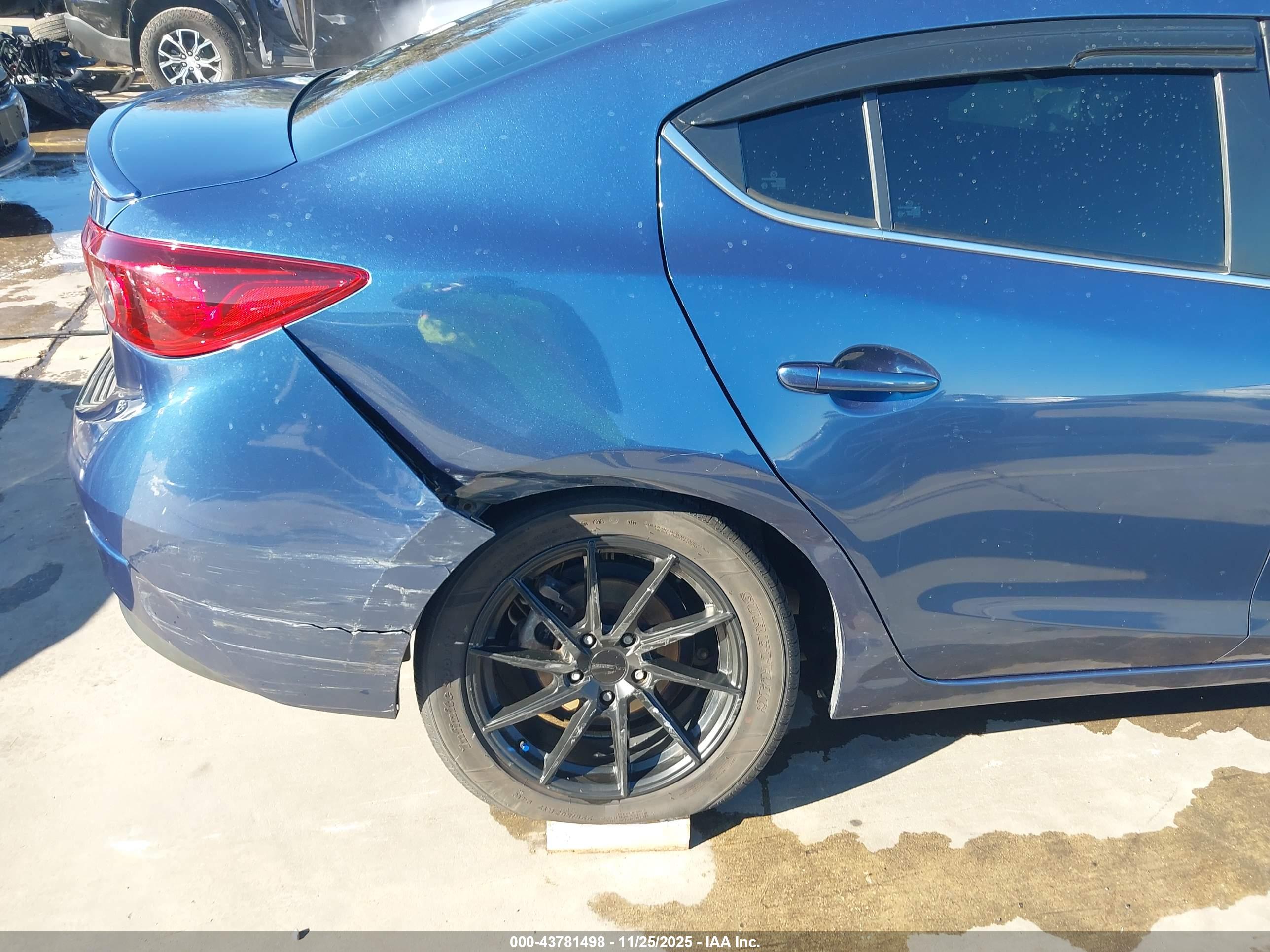 MAZDA MAZDA3 image 6
