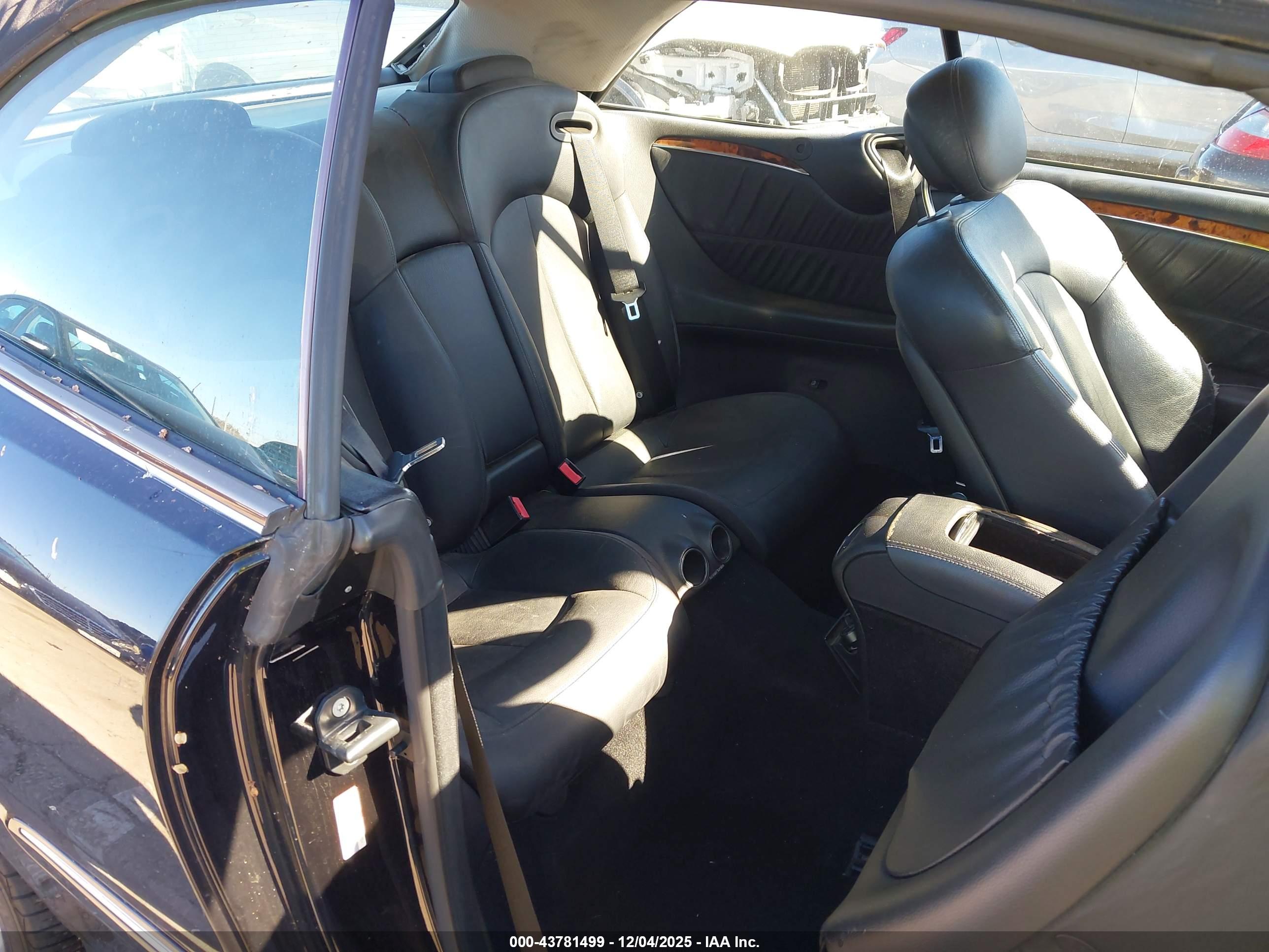 MERCEDES-BENZ CLK image 8