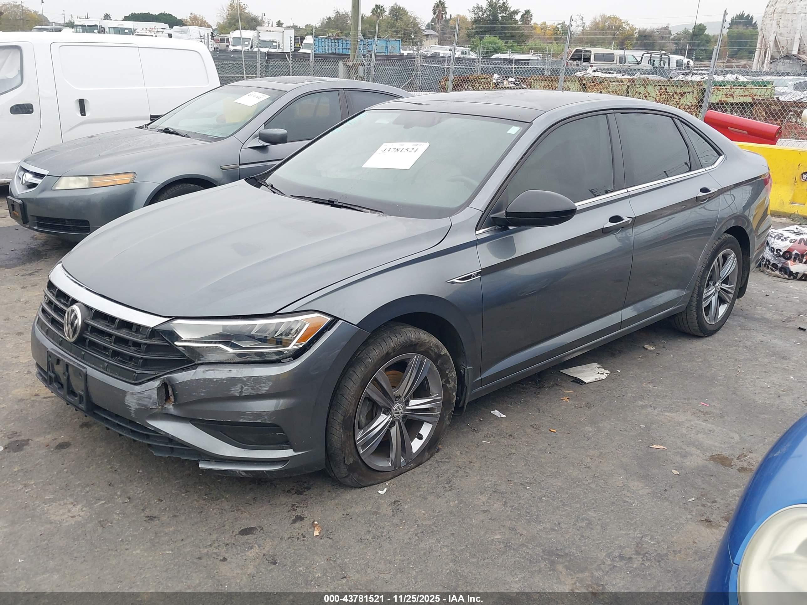 VOLKSWAGEN JETTA image 2