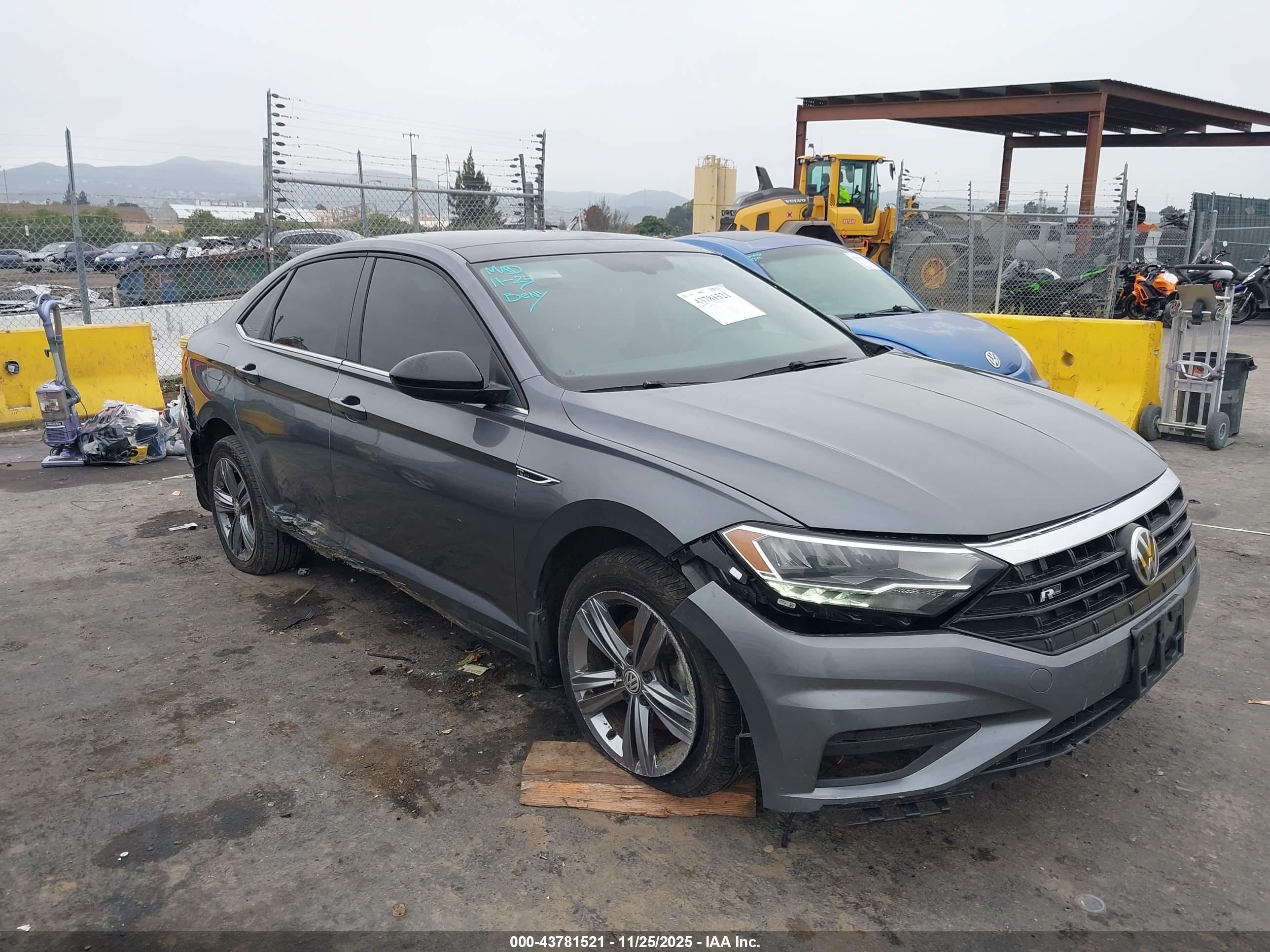 VOLKSWAGEN JETTA image 6