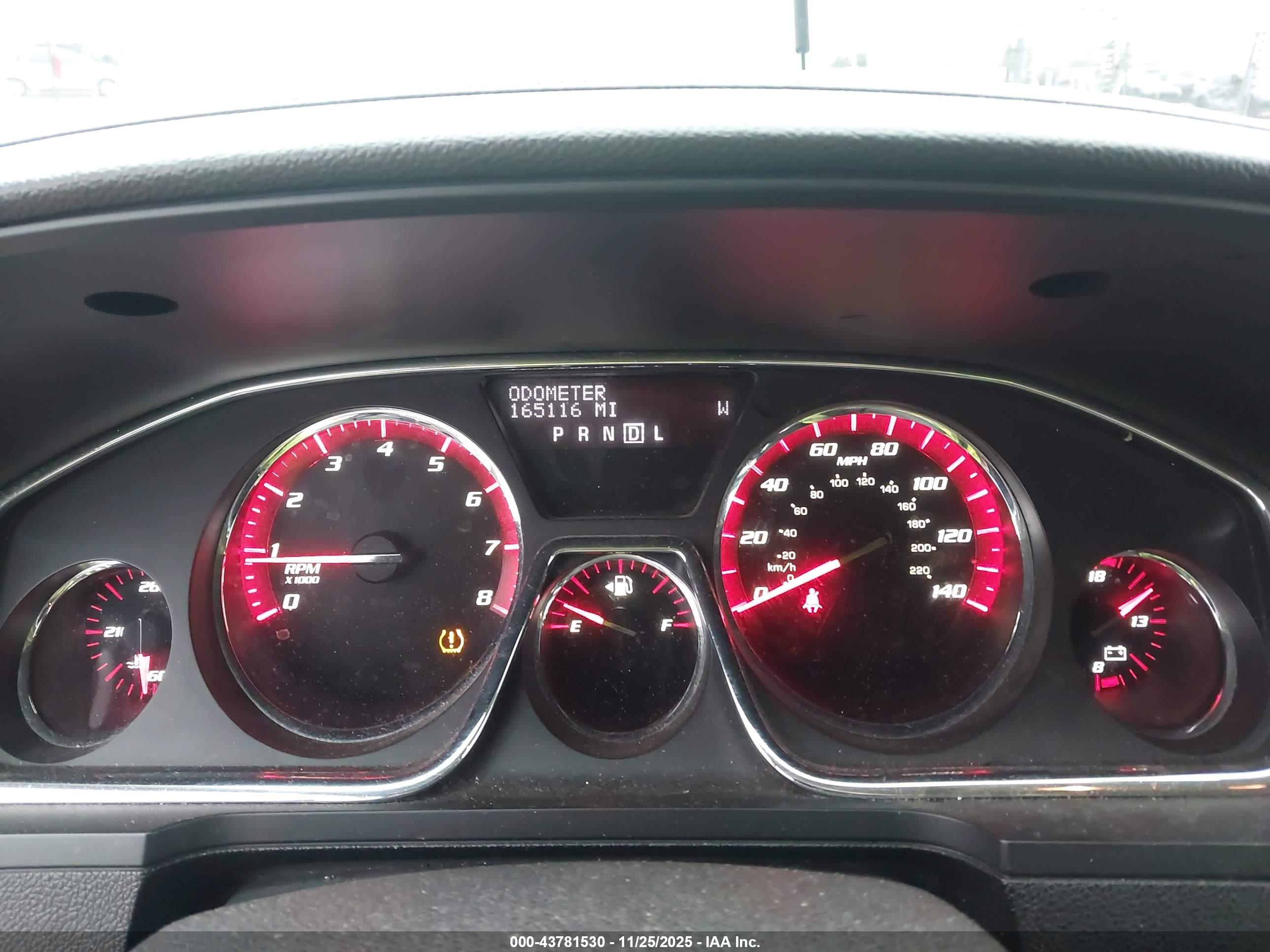 GMC ACADIA image 7