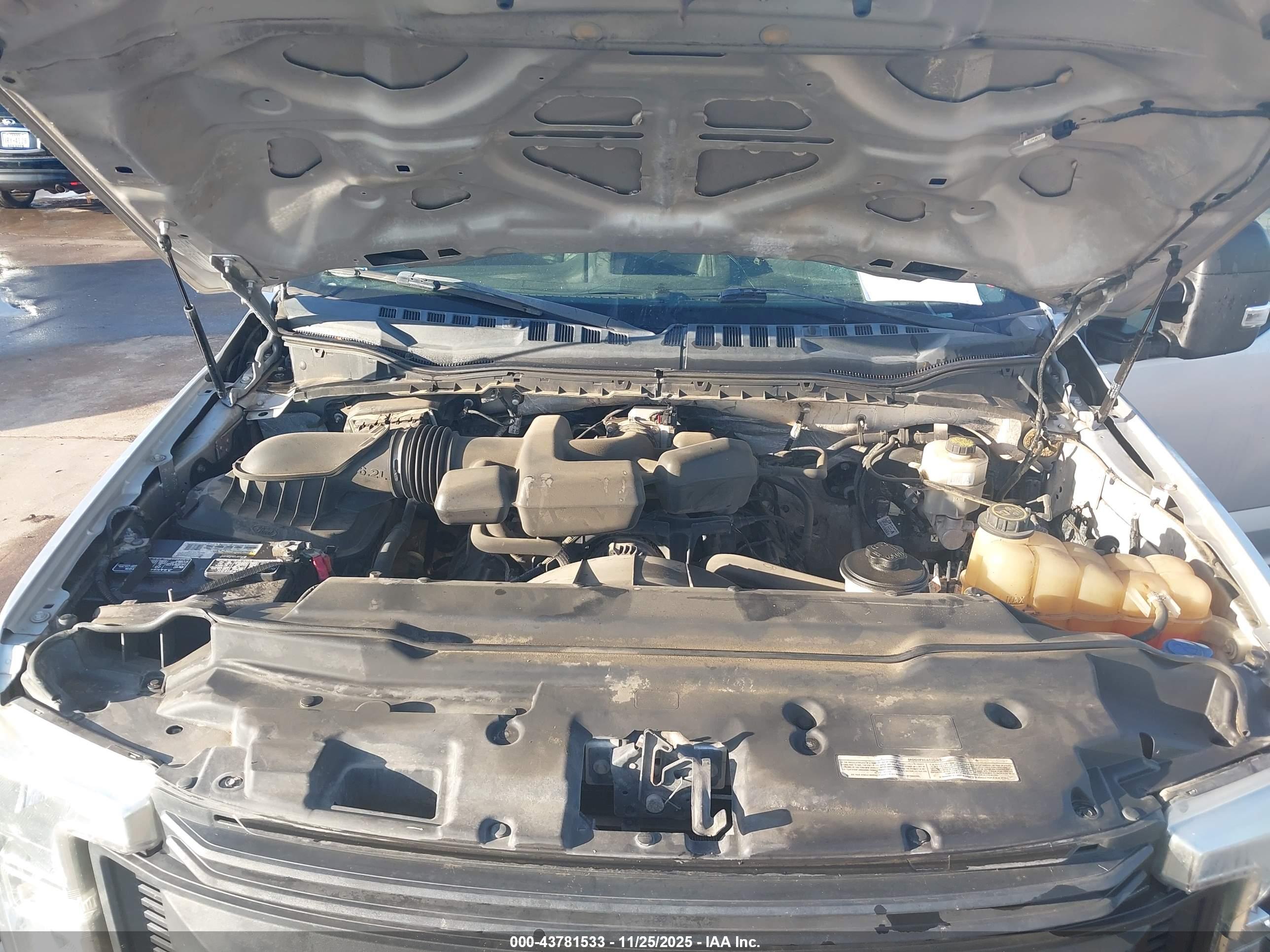 FORD F-250 image 10