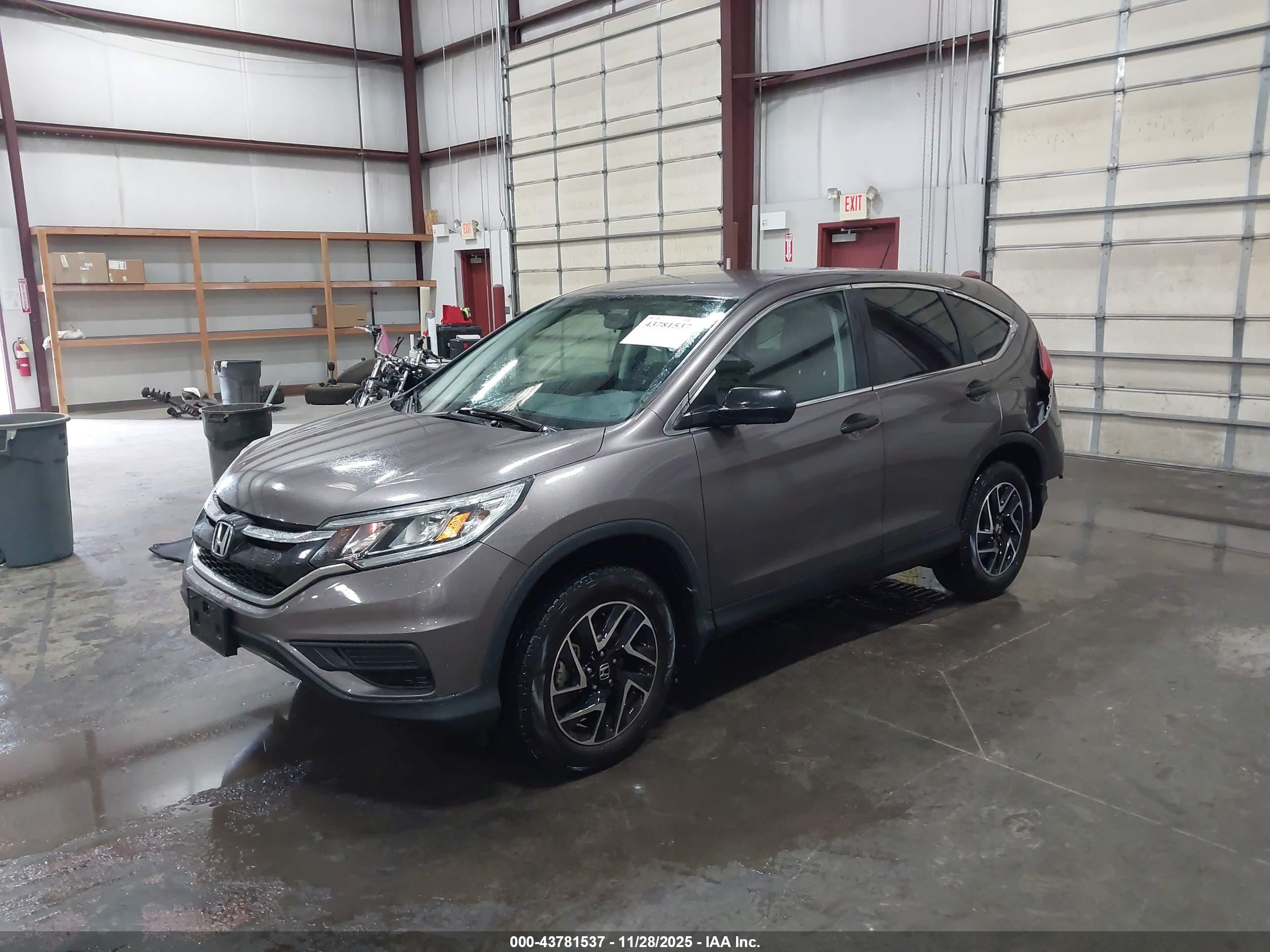 HONDA CR-V image 2