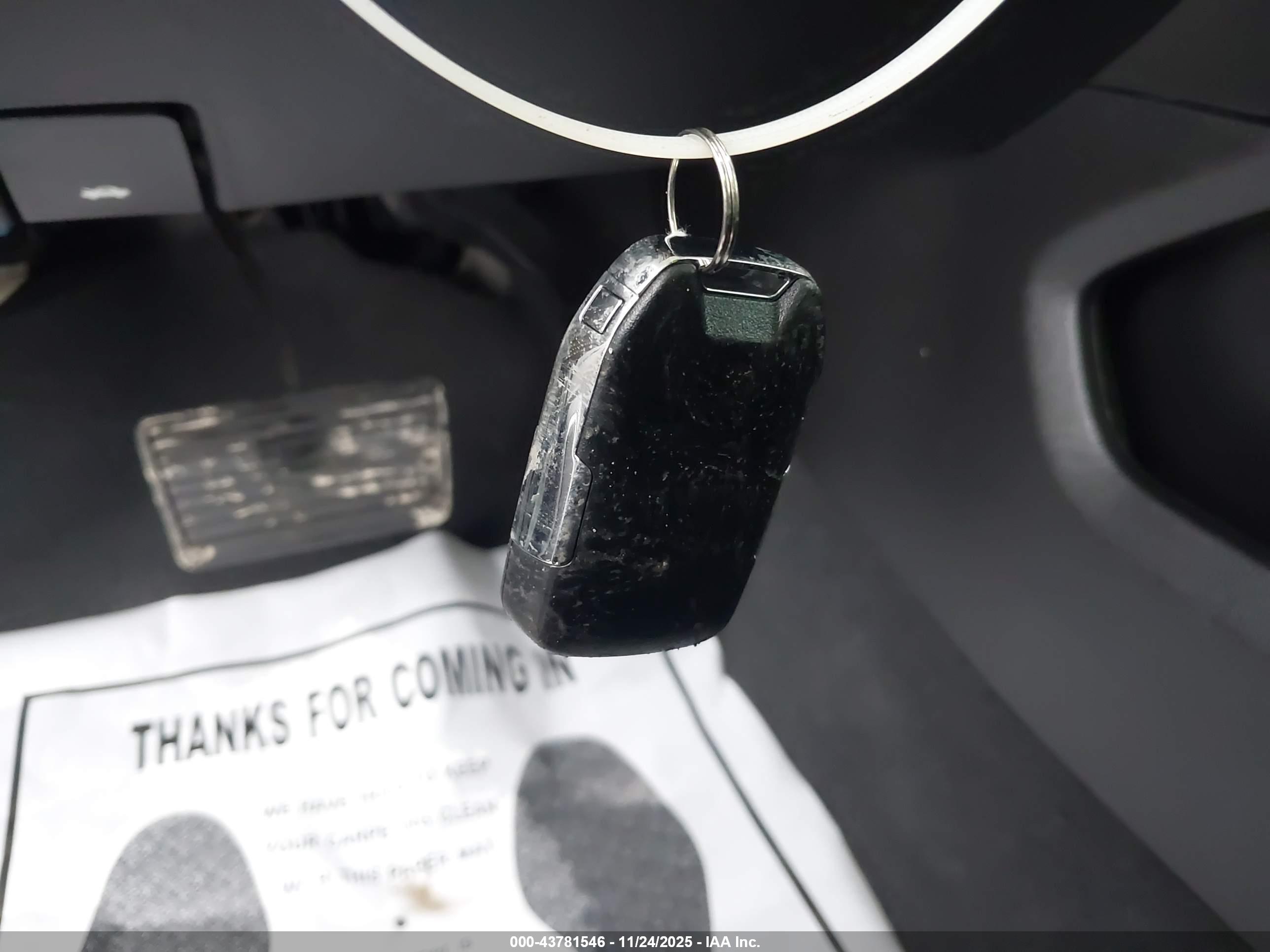 GMC YUKON image 11