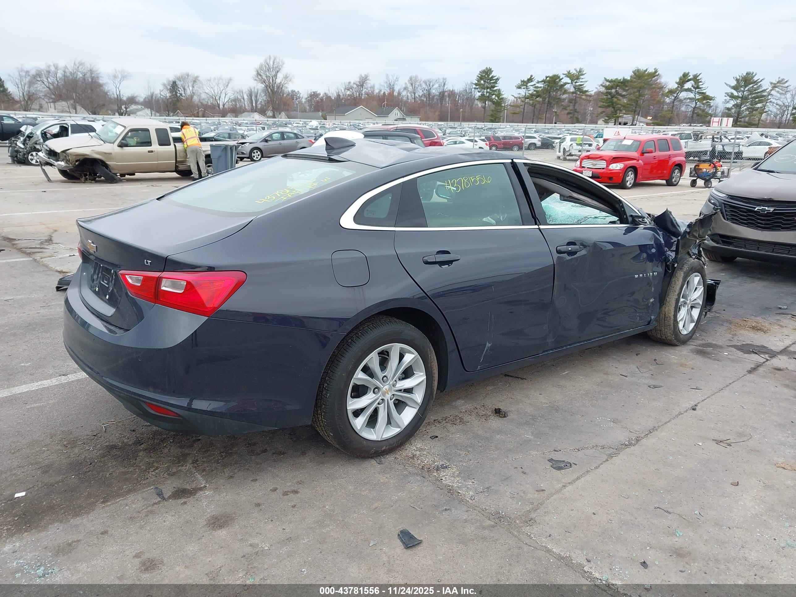 CHEVROLET MALIBU image 4