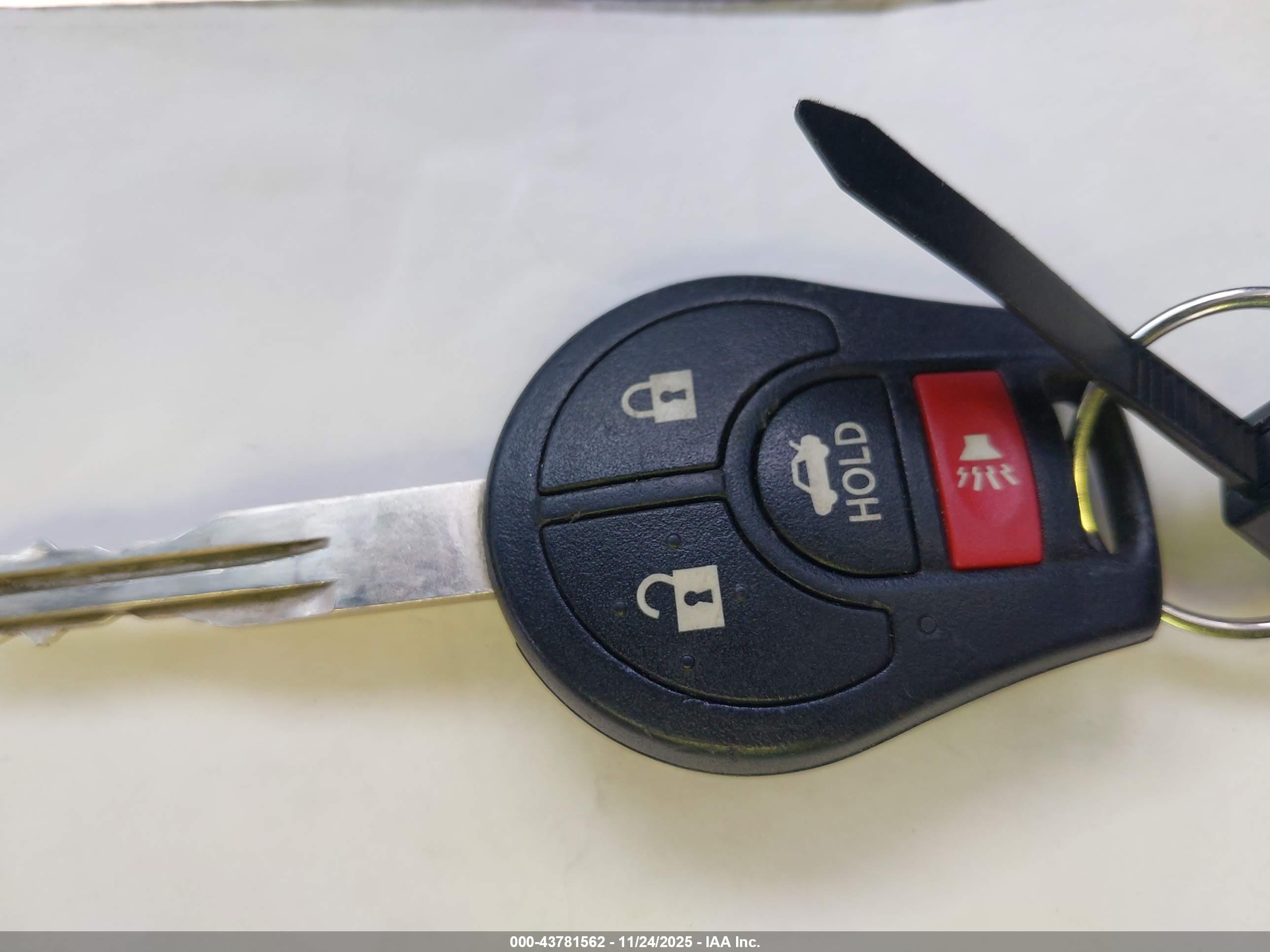 NISSAN SENTRA image 11