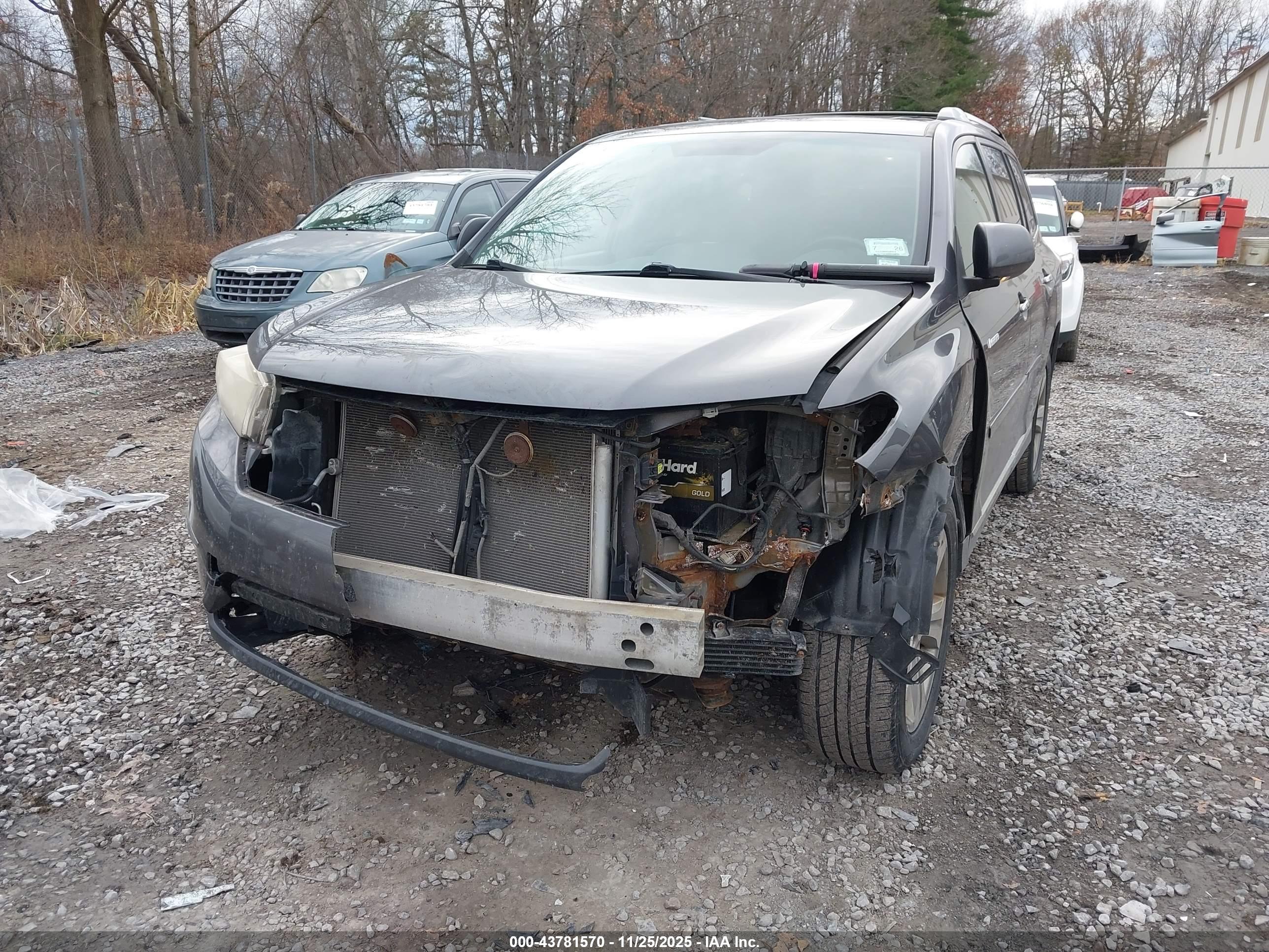 TOYOTA HIGHLANDER image 6