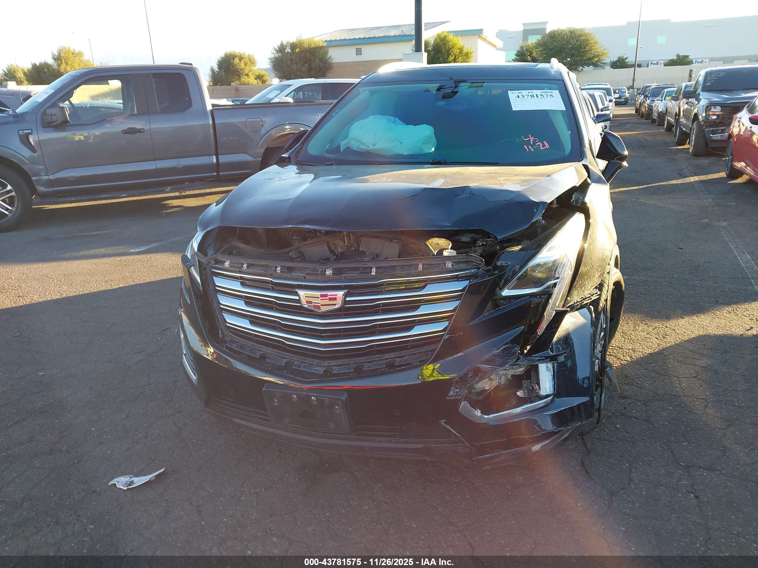 CADILLAC XT5 image 6