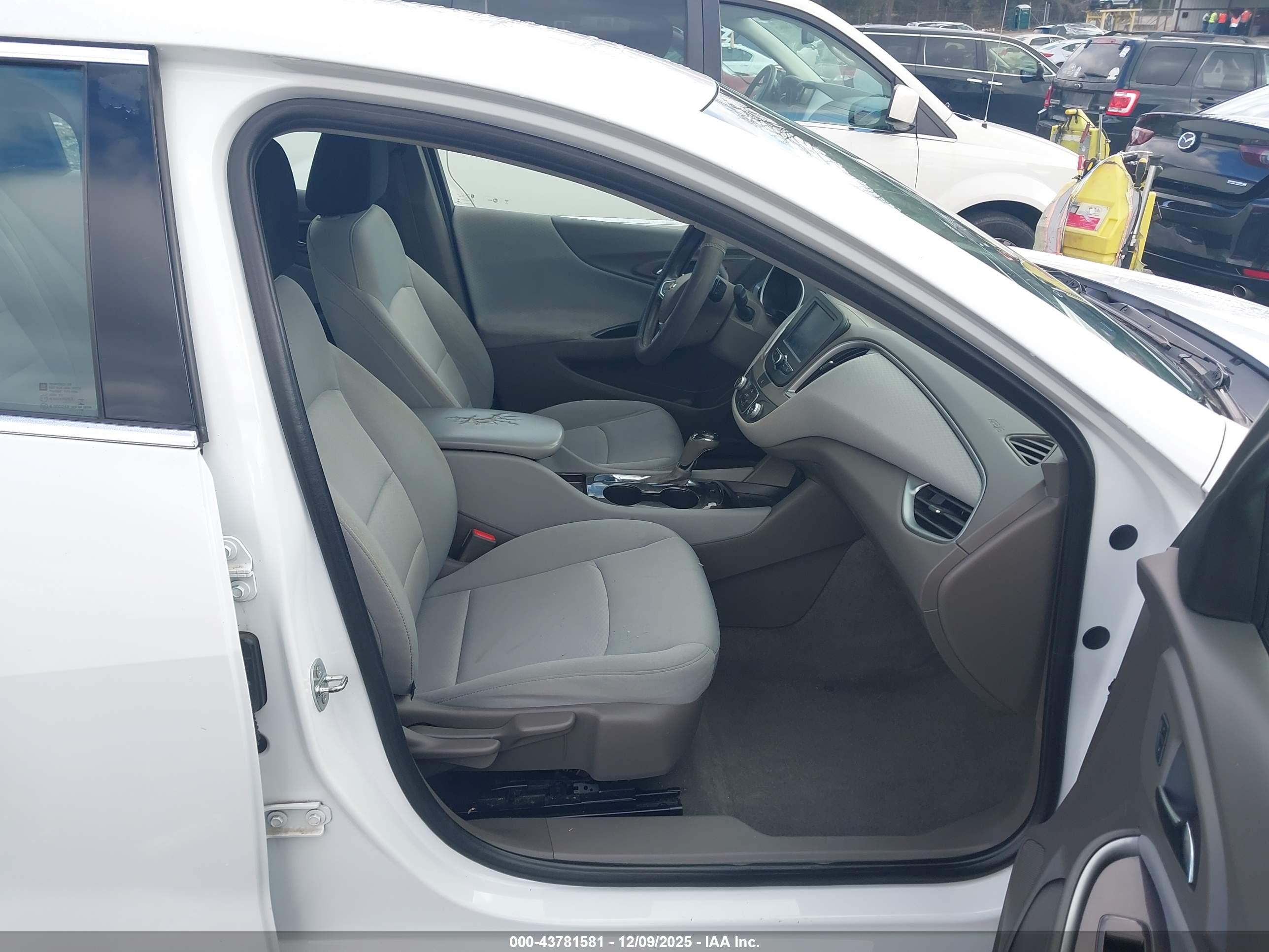 CHEVROLET MALIBU image 5