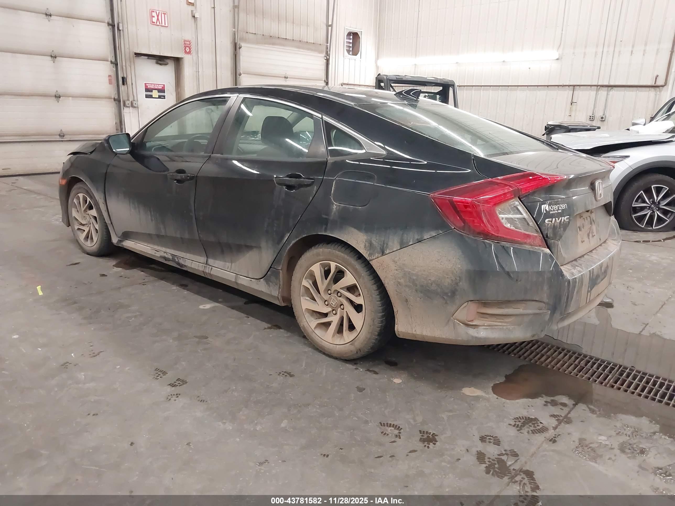 HONDA CIVIC image 3