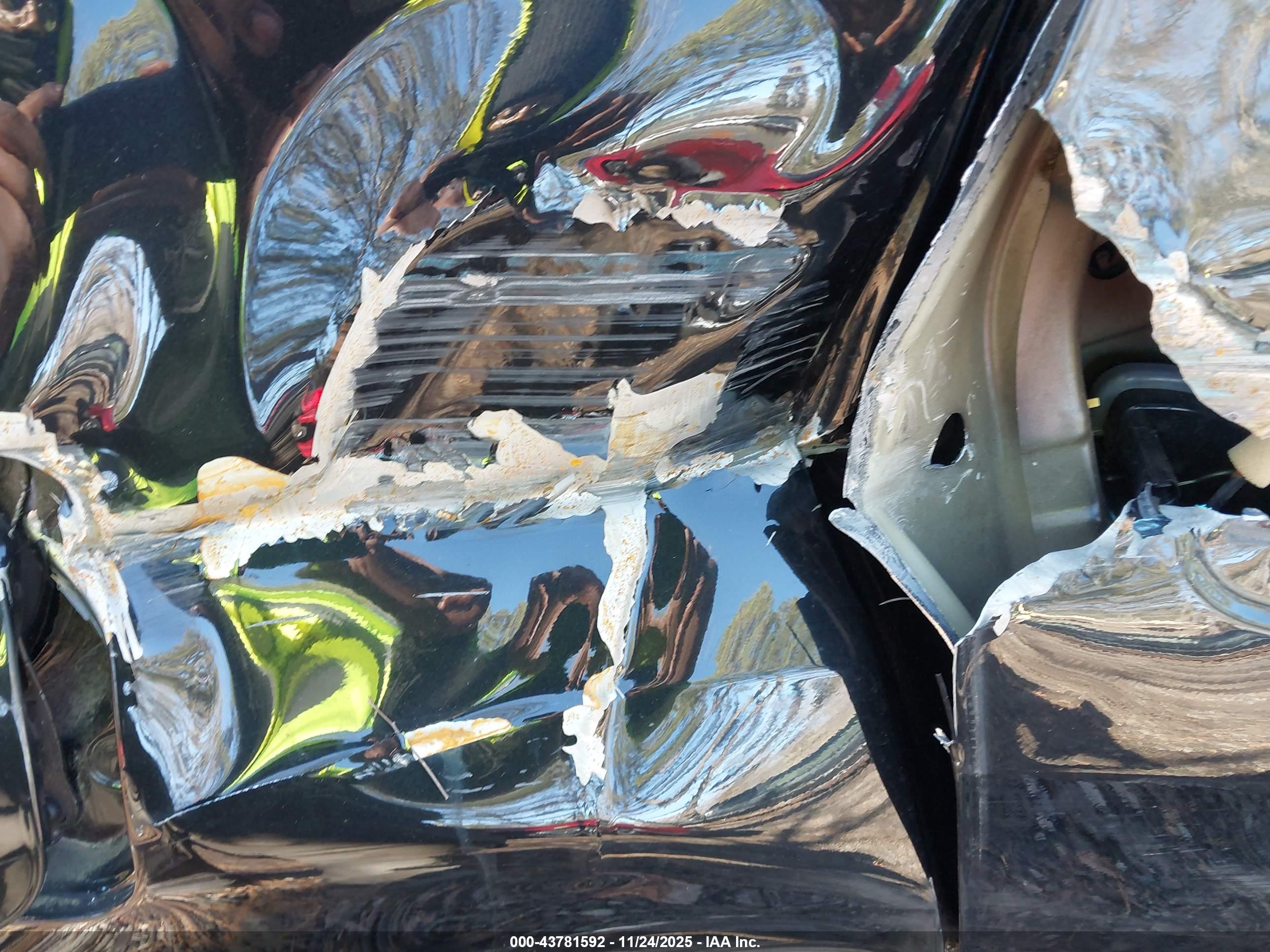 NISSAN ROGUE image 6