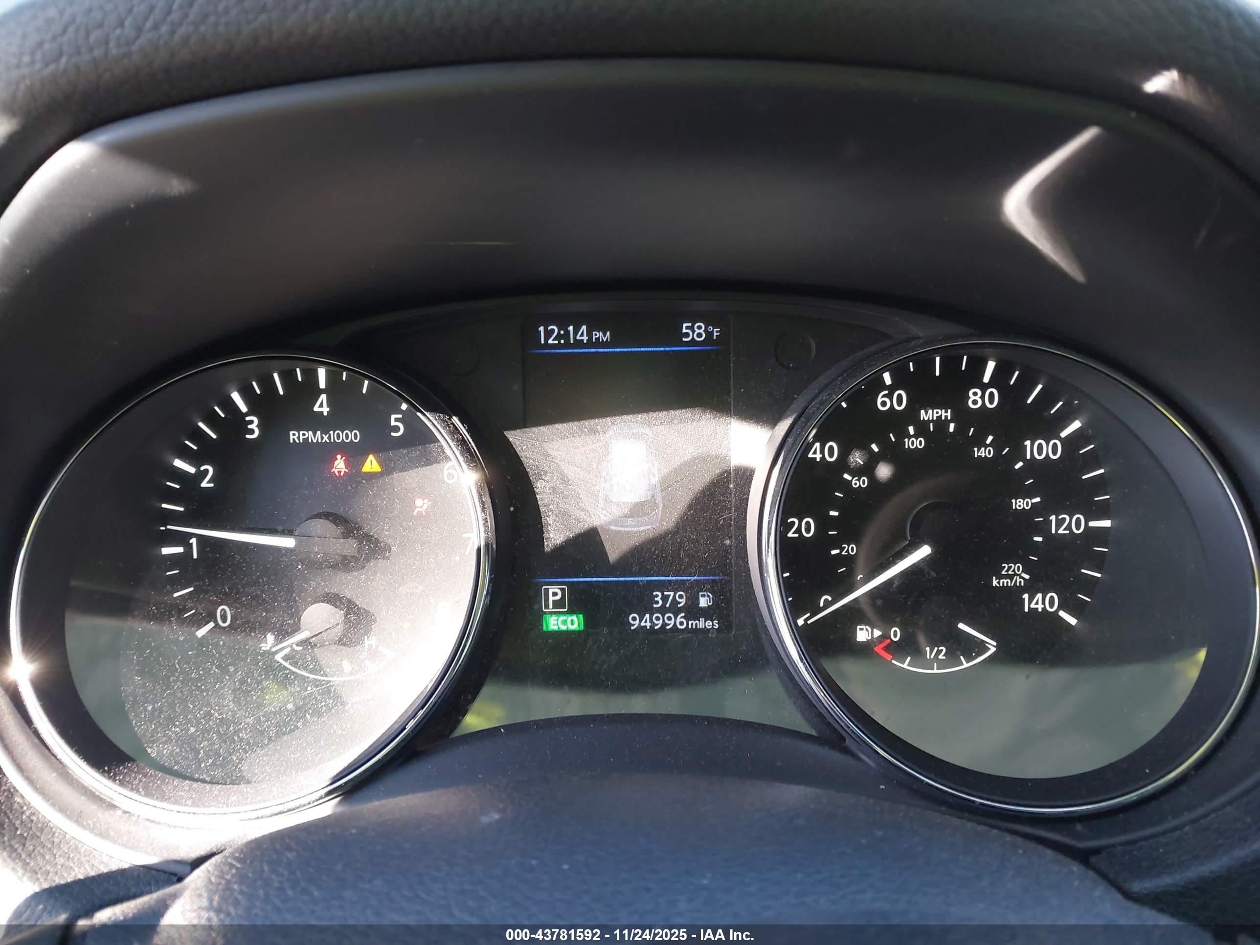 NISSAN ROGUE image 7