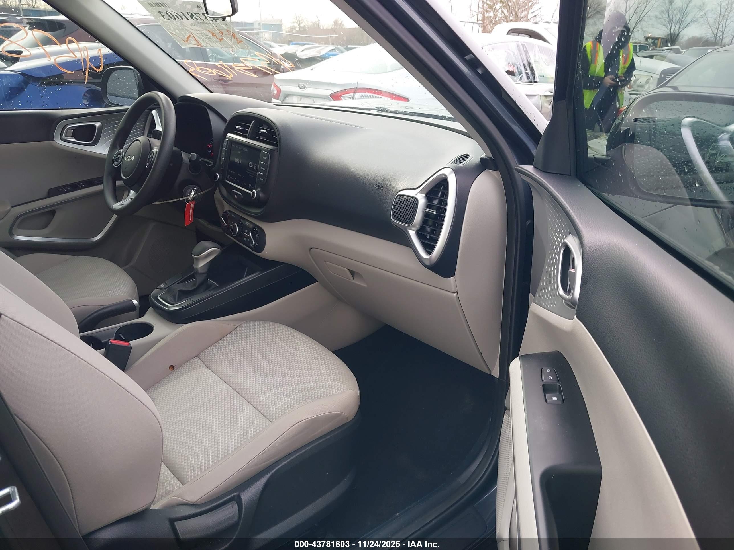 KIA SOUL image 5