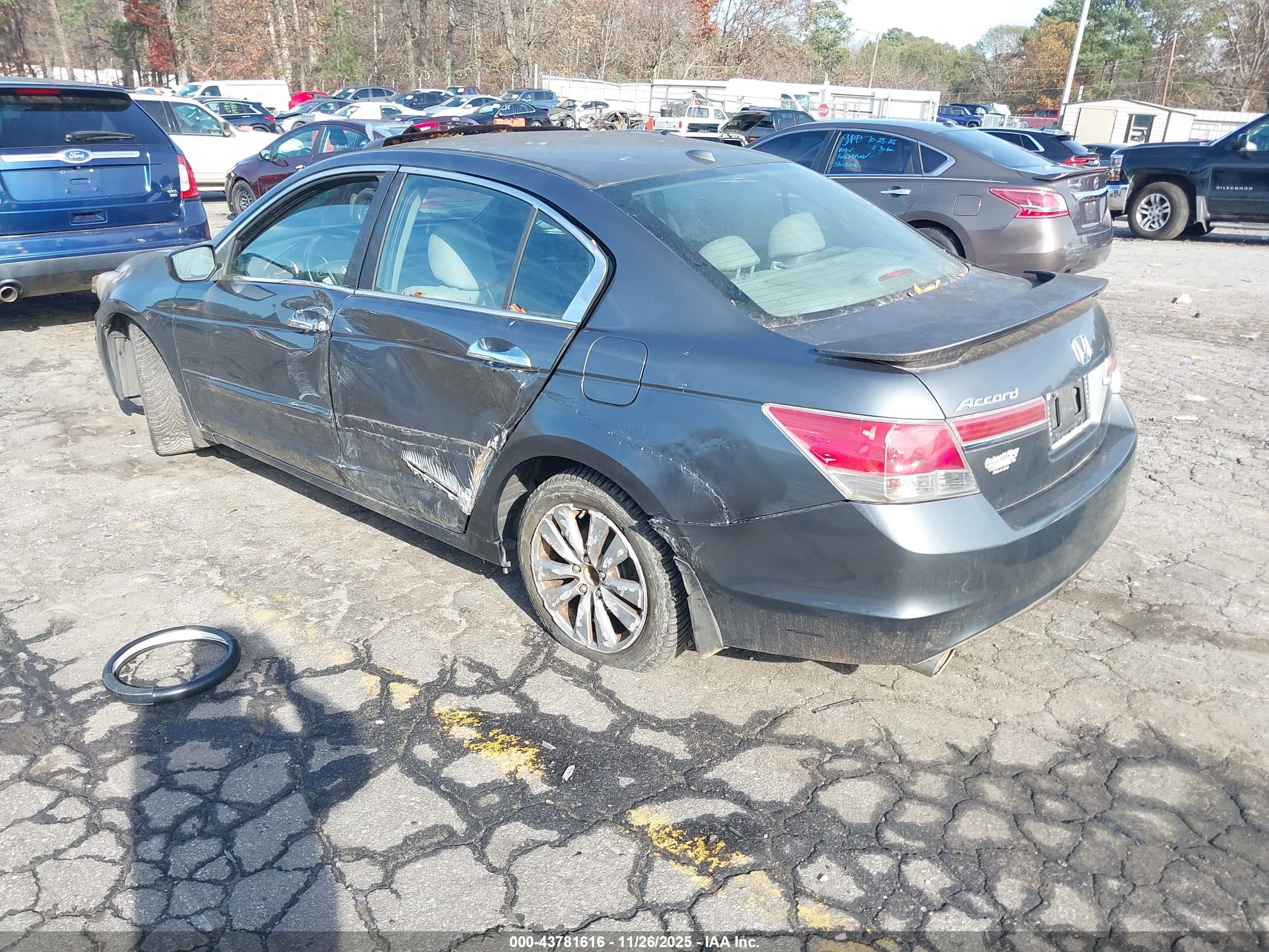 HONDA ACCORD image 3