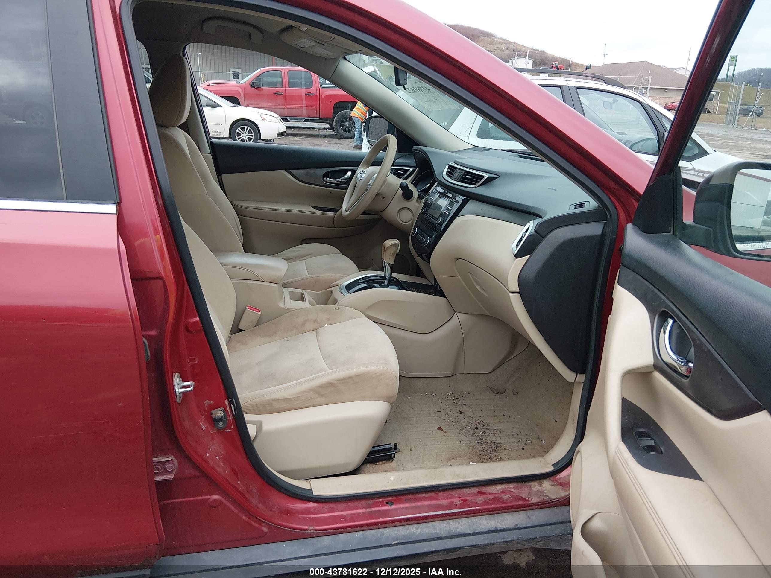 NISSAN ROGUE image 5