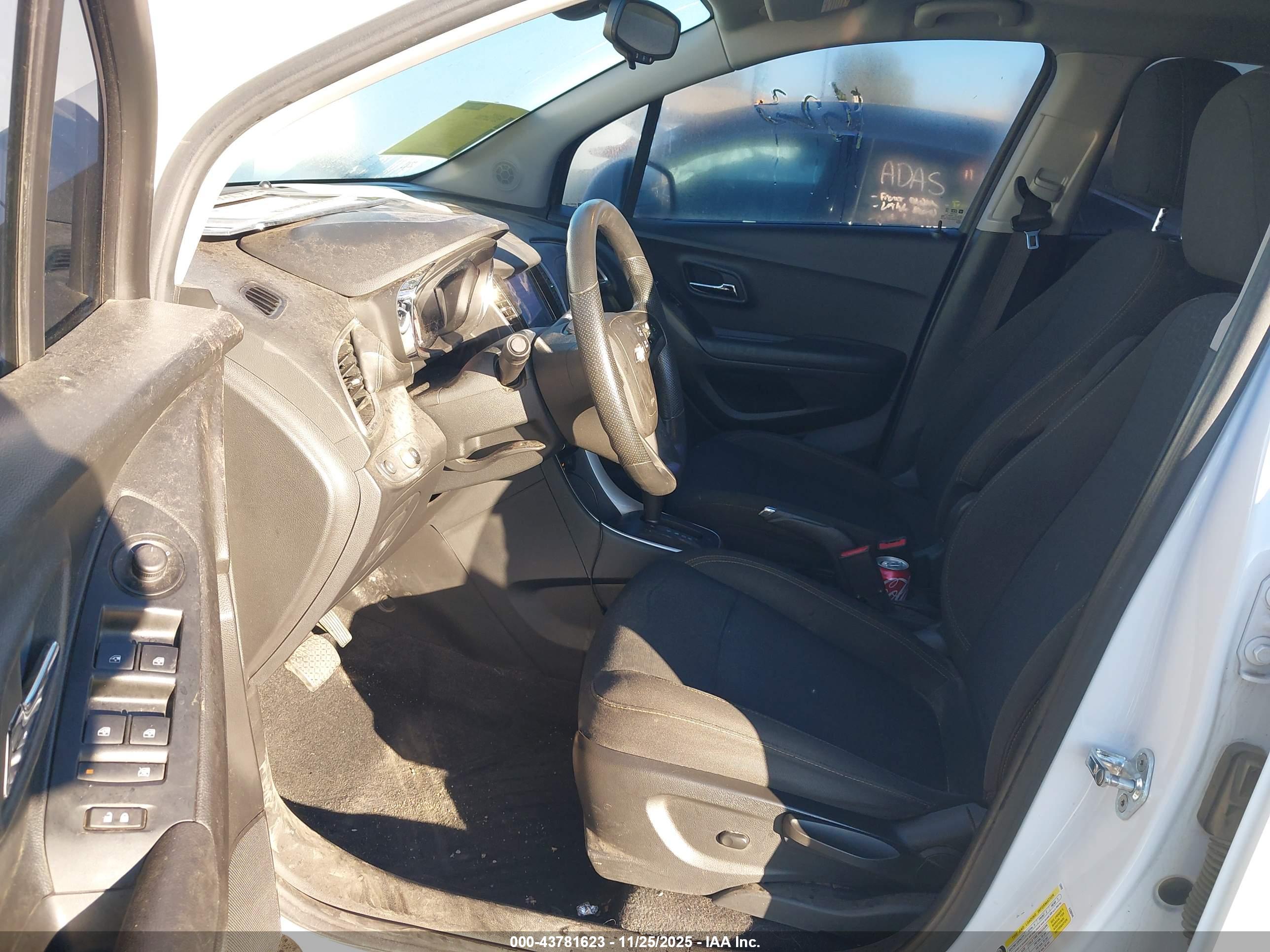 CHEVROLET TRAX image 5