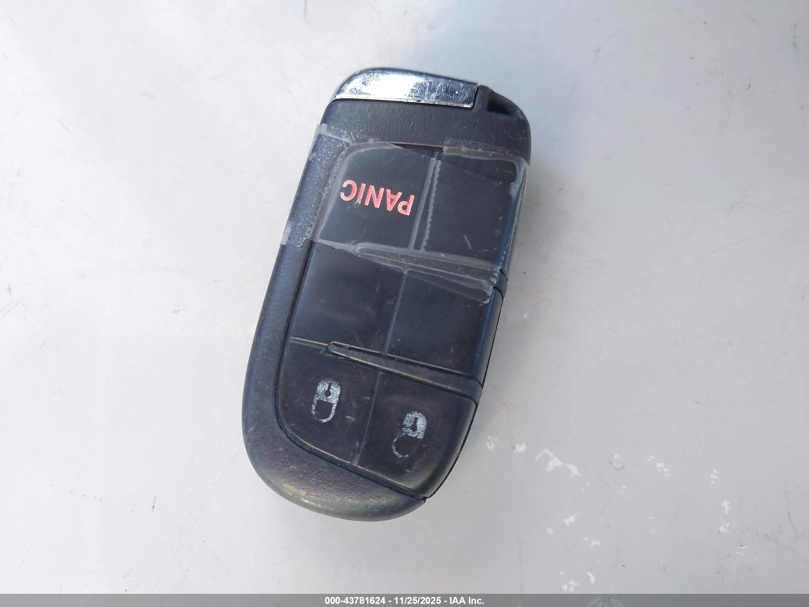 JEEP RENEGADE image 11