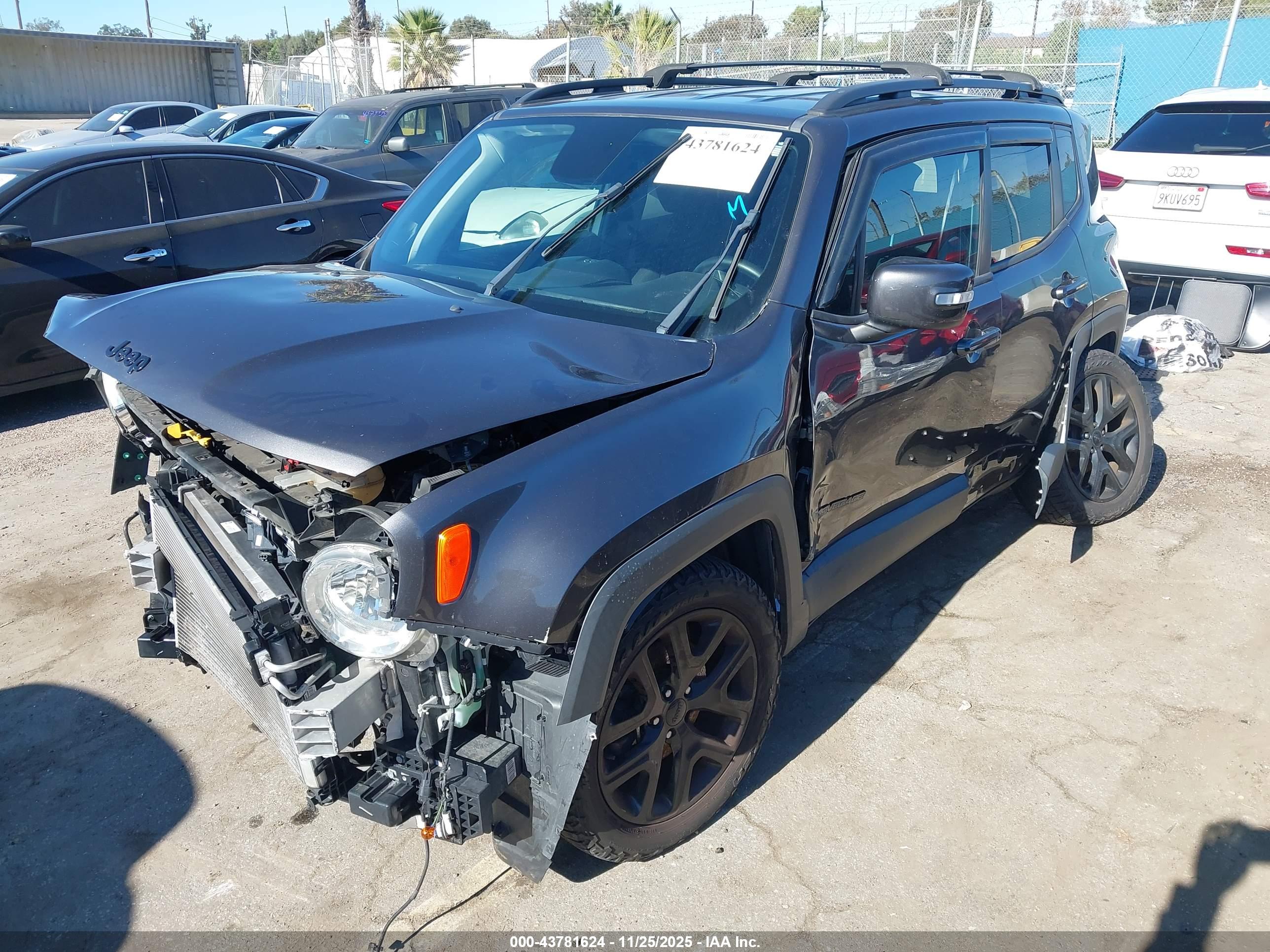 JEEP RENEGADE image 2