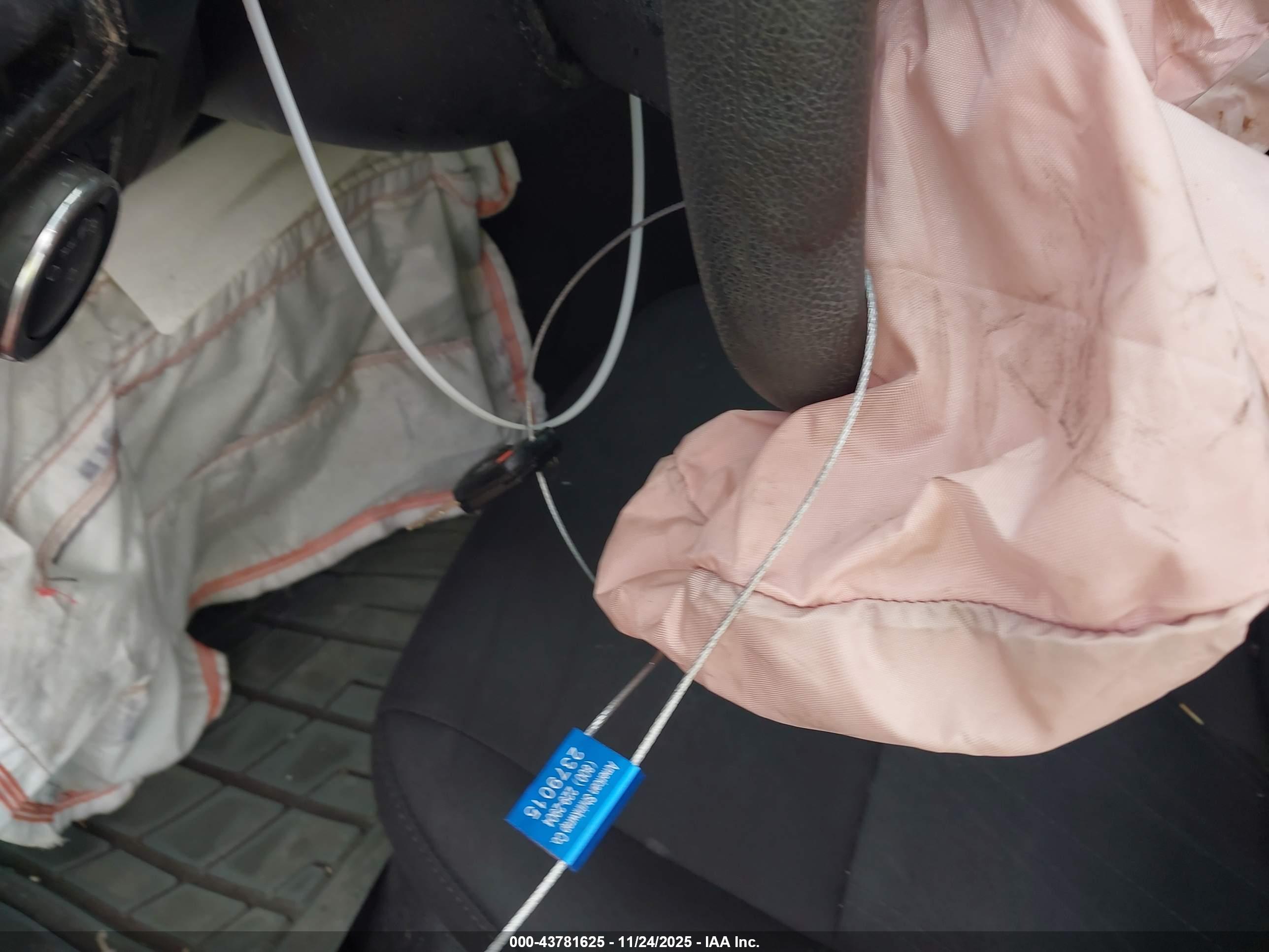 FORD FOCUS image 11