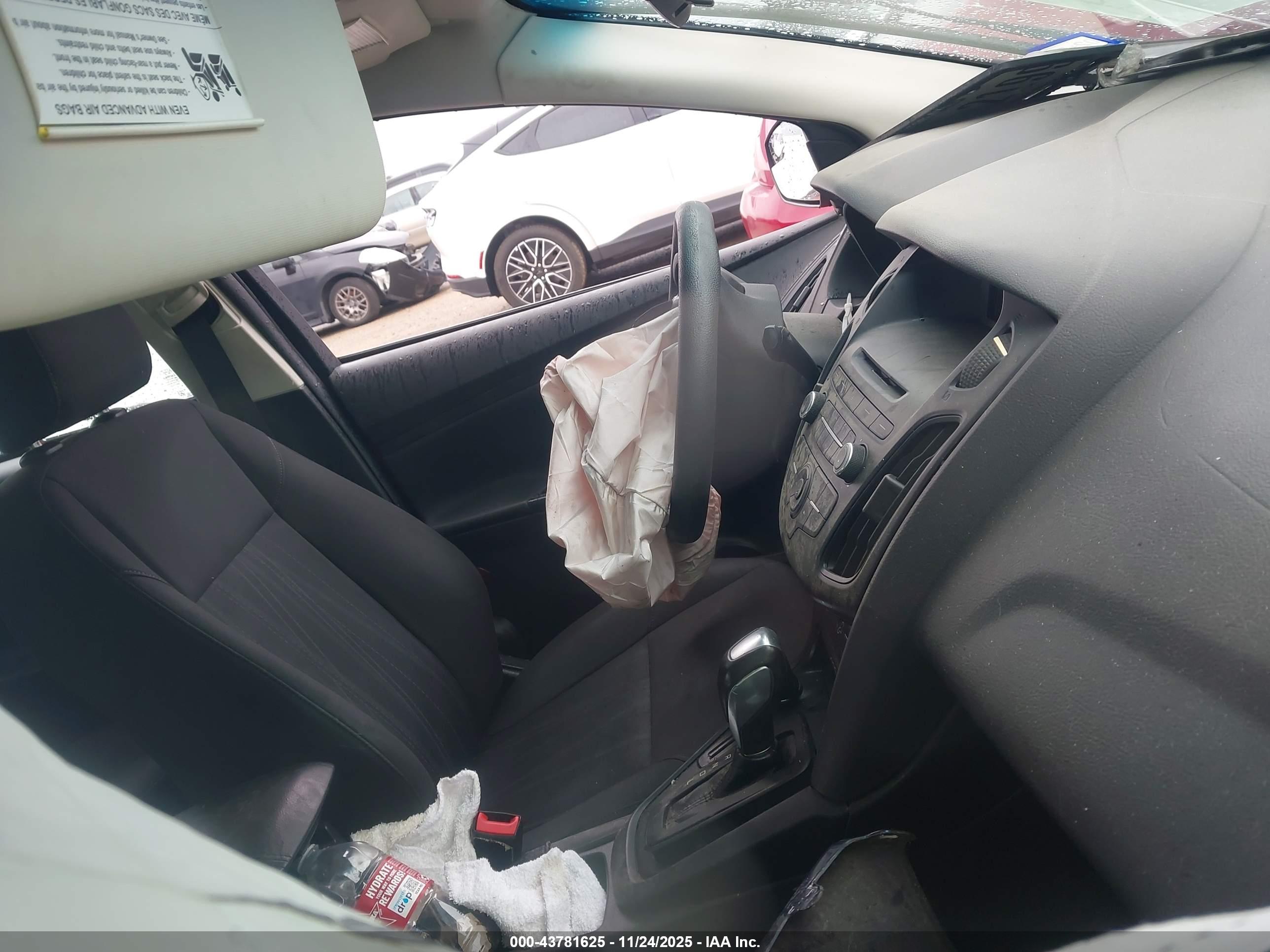 FORD FOCUS image 5