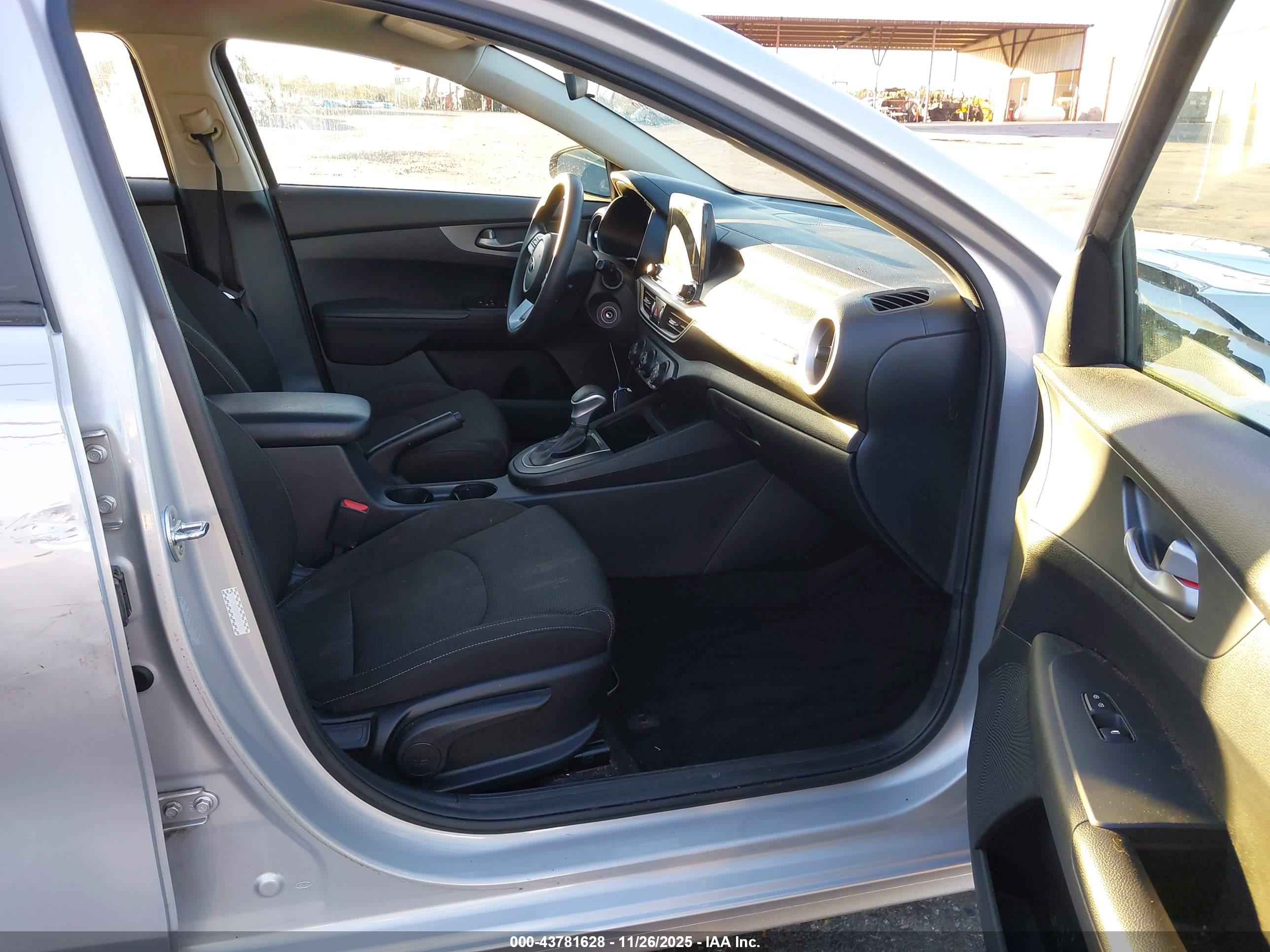 KIA FORTE image 5