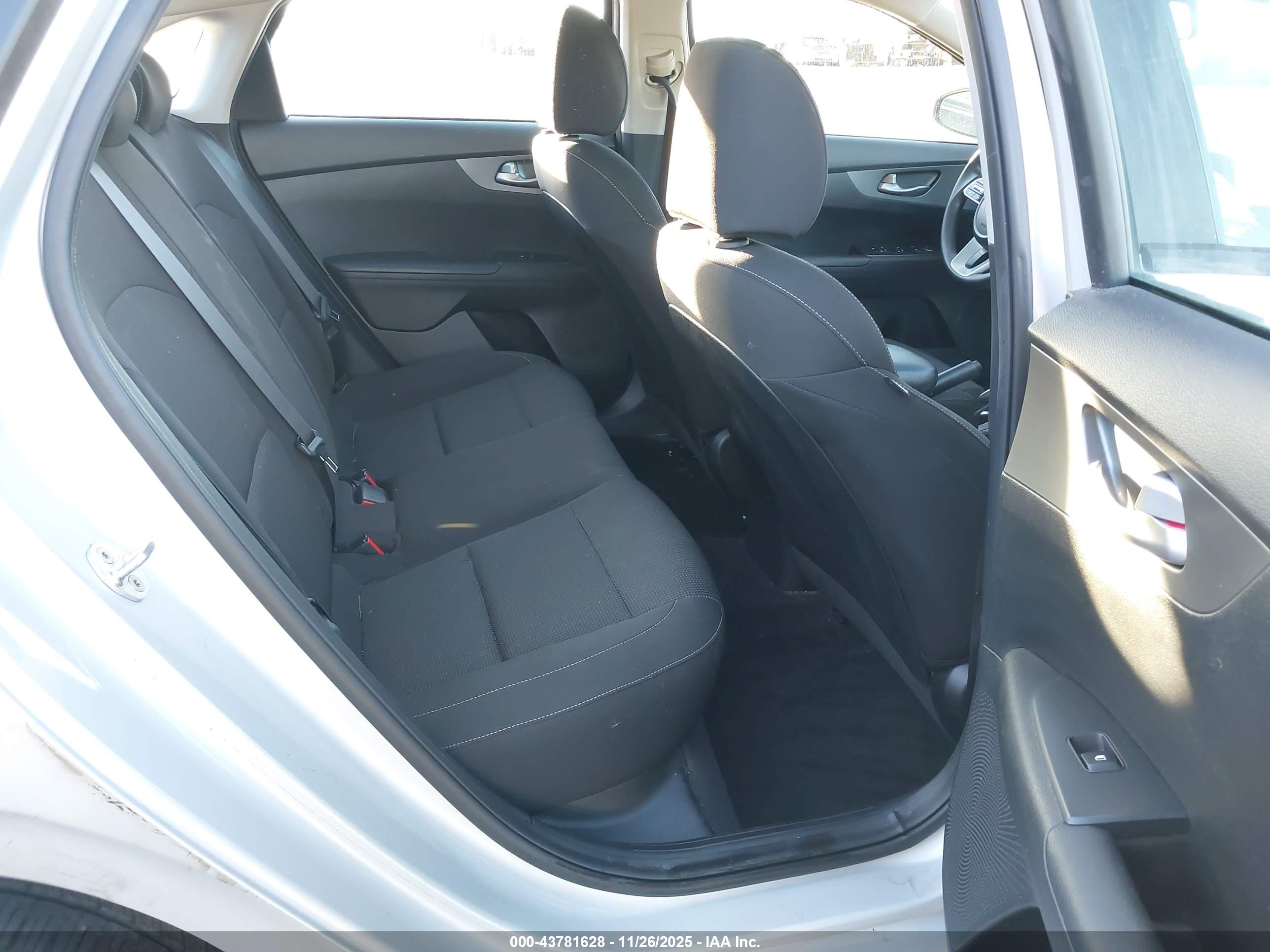KIA FORTE image 8