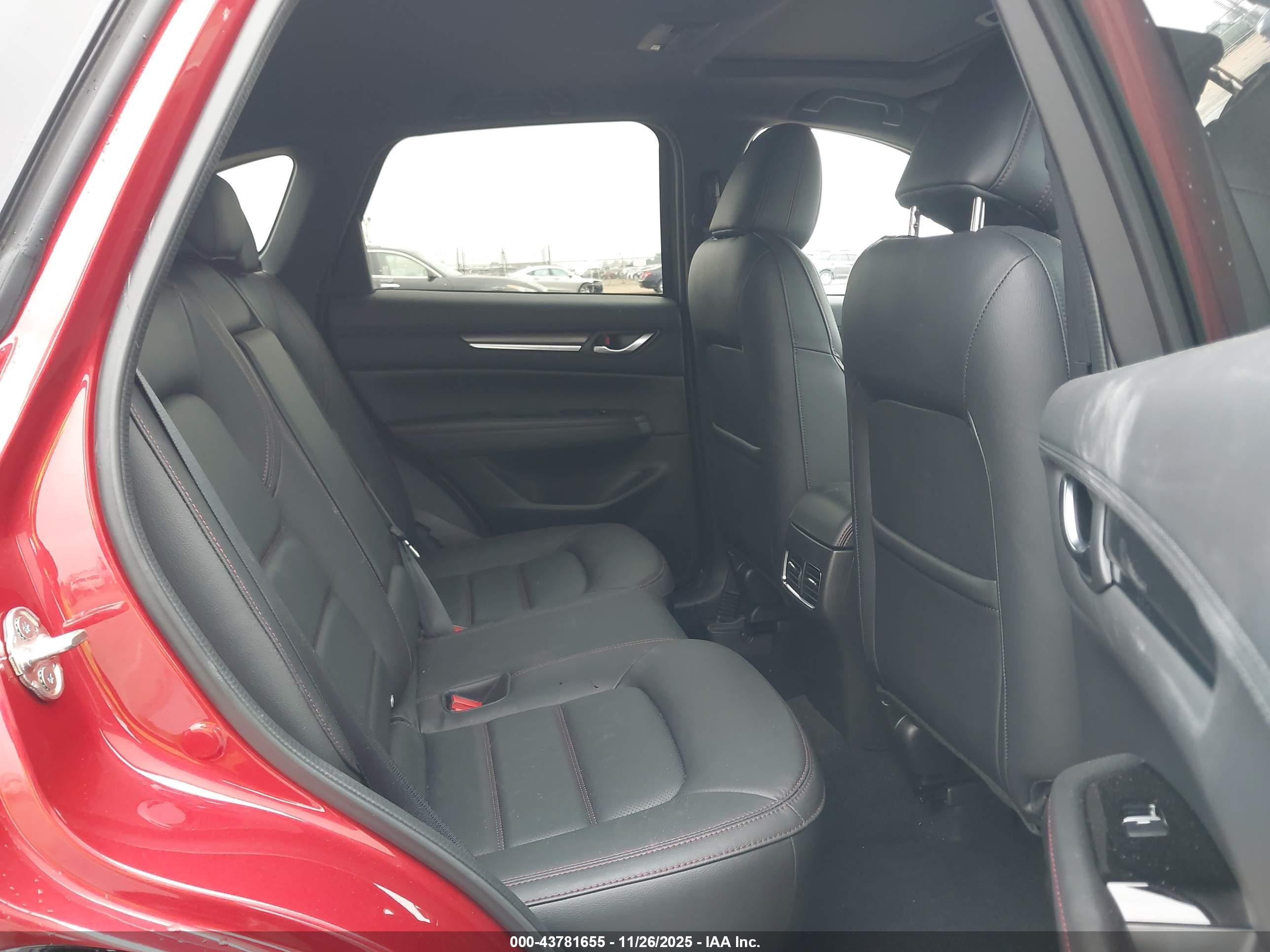 MAZDA CX-5 image 8