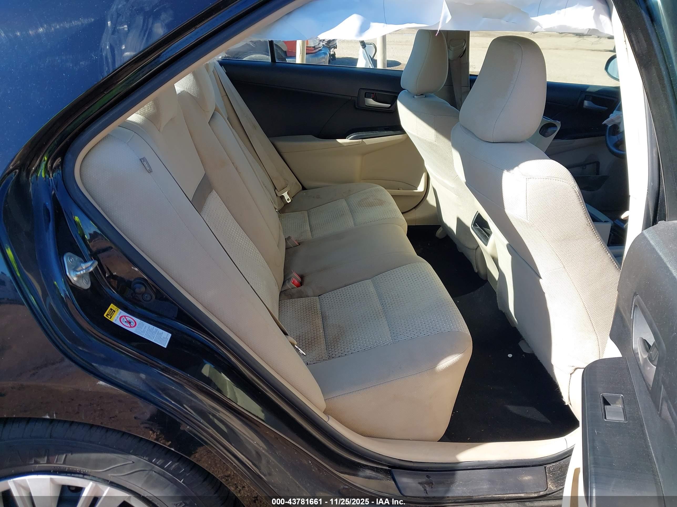 TOYOTA CAMRY image 8