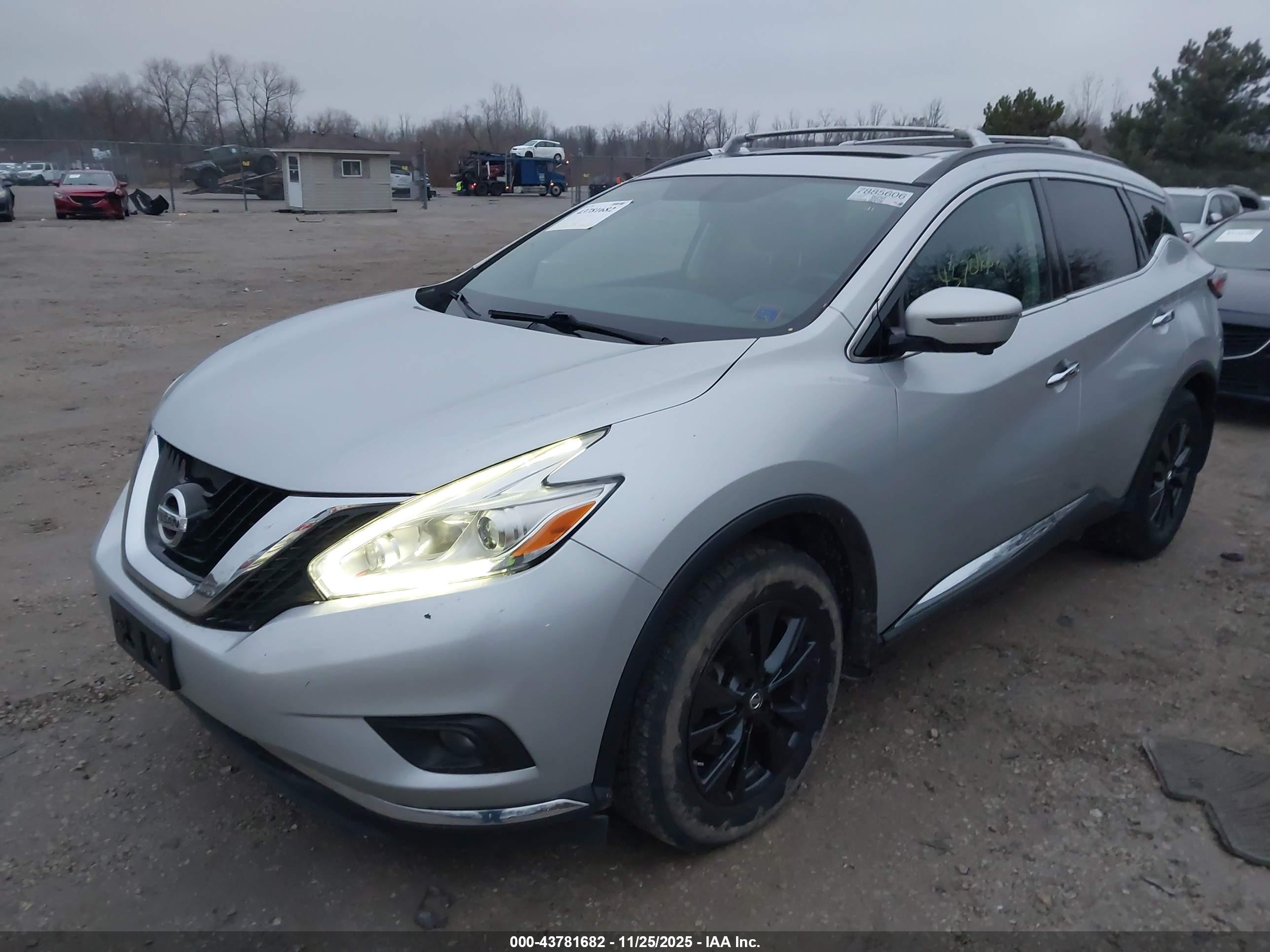 NISSAN MURANO image 2