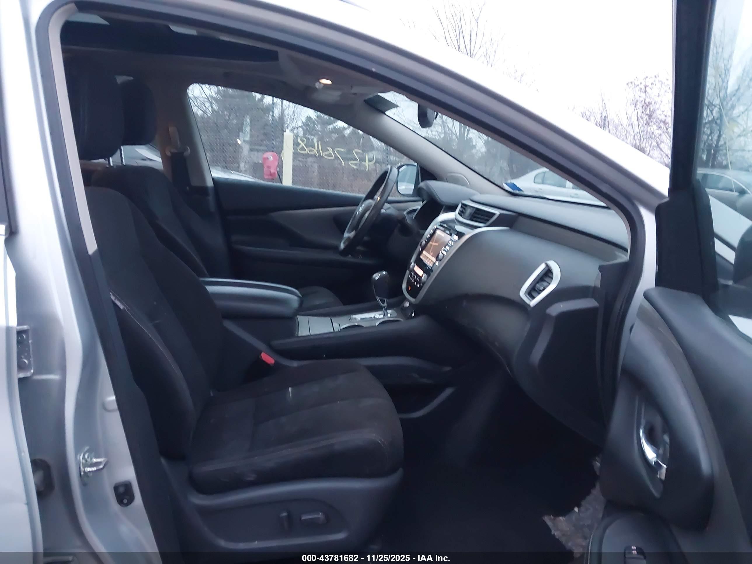 NISSAN MURANO image 5