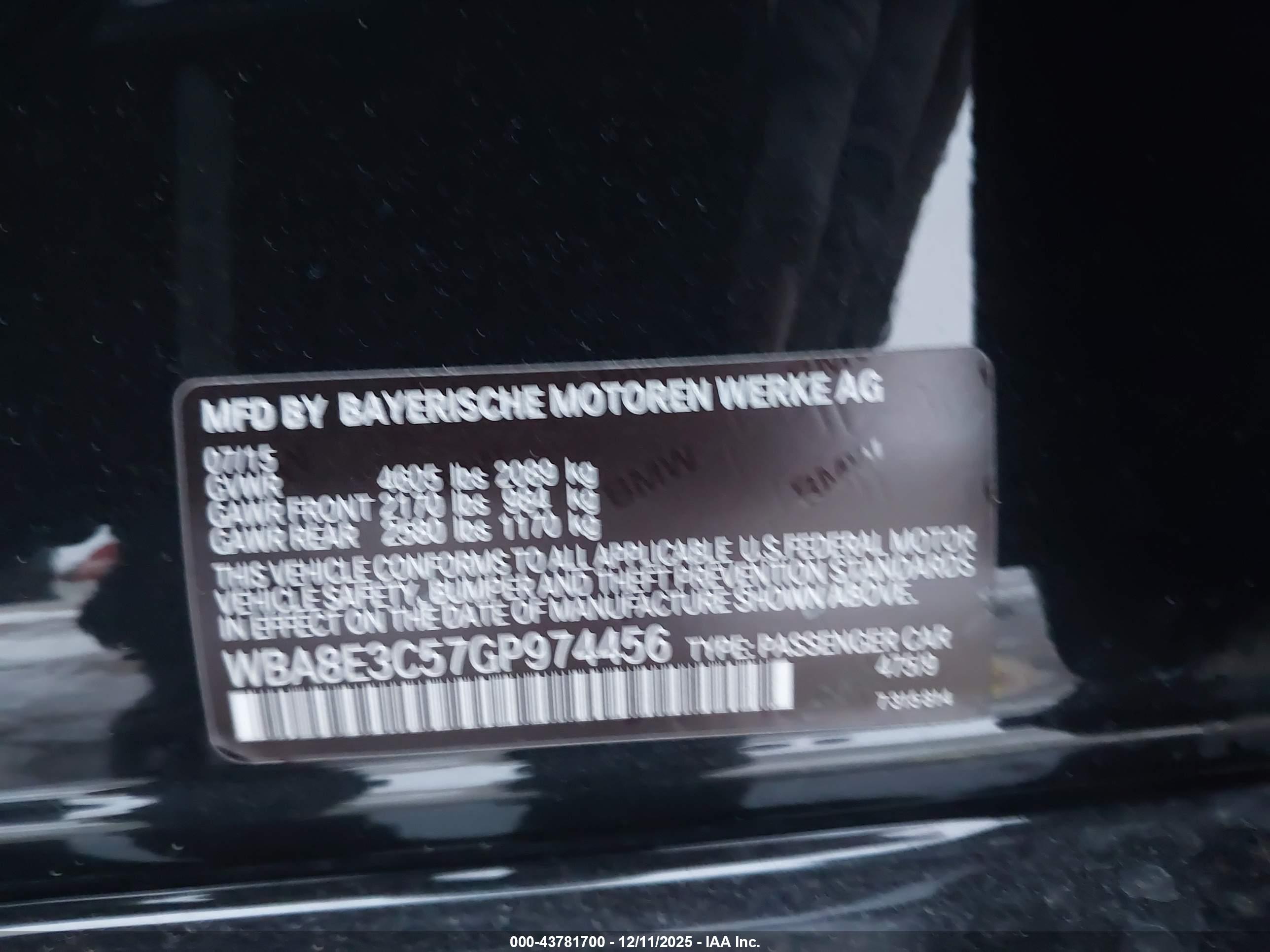 BMW 328I image 9