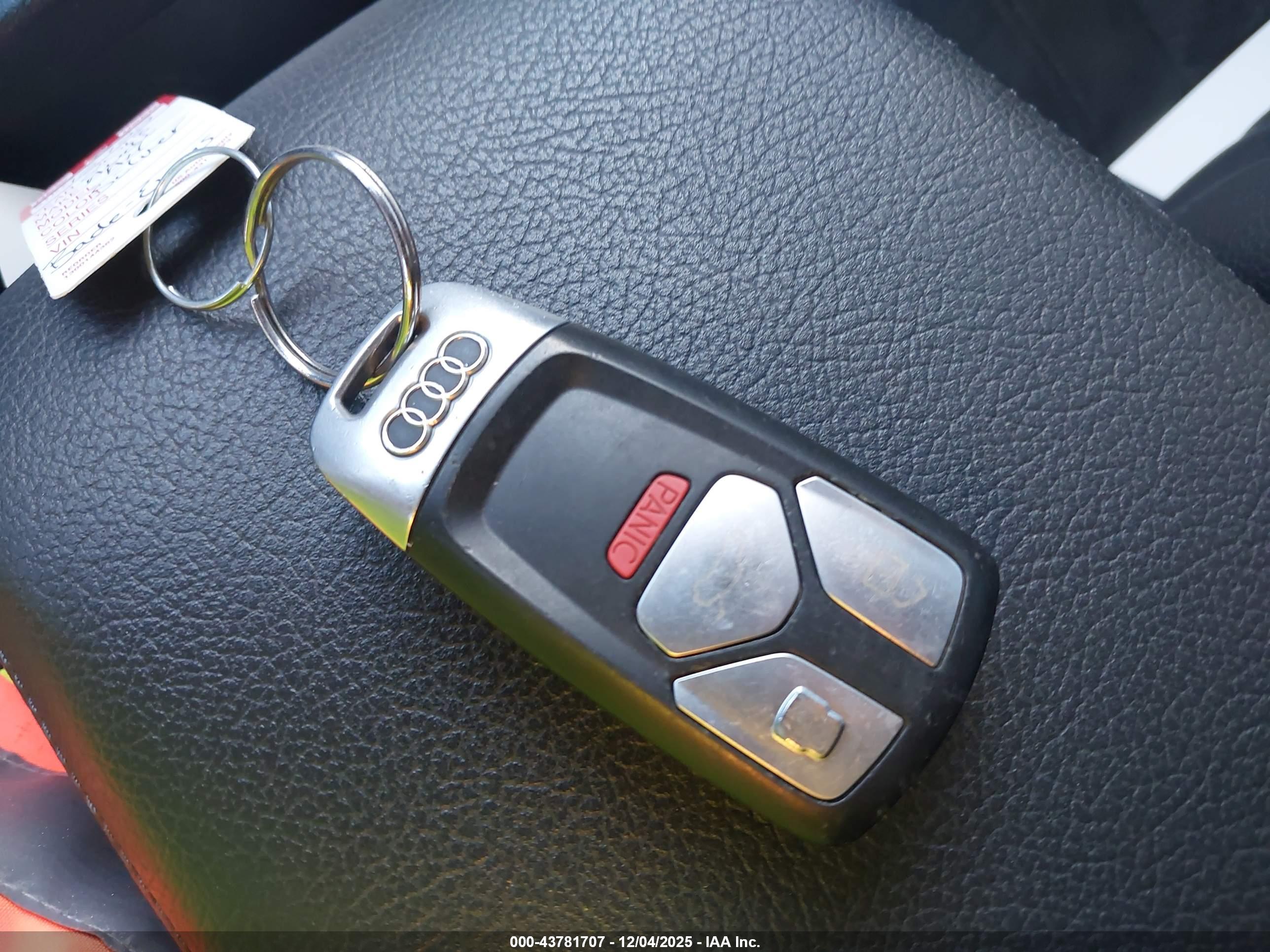 AUDI A4 image 11
