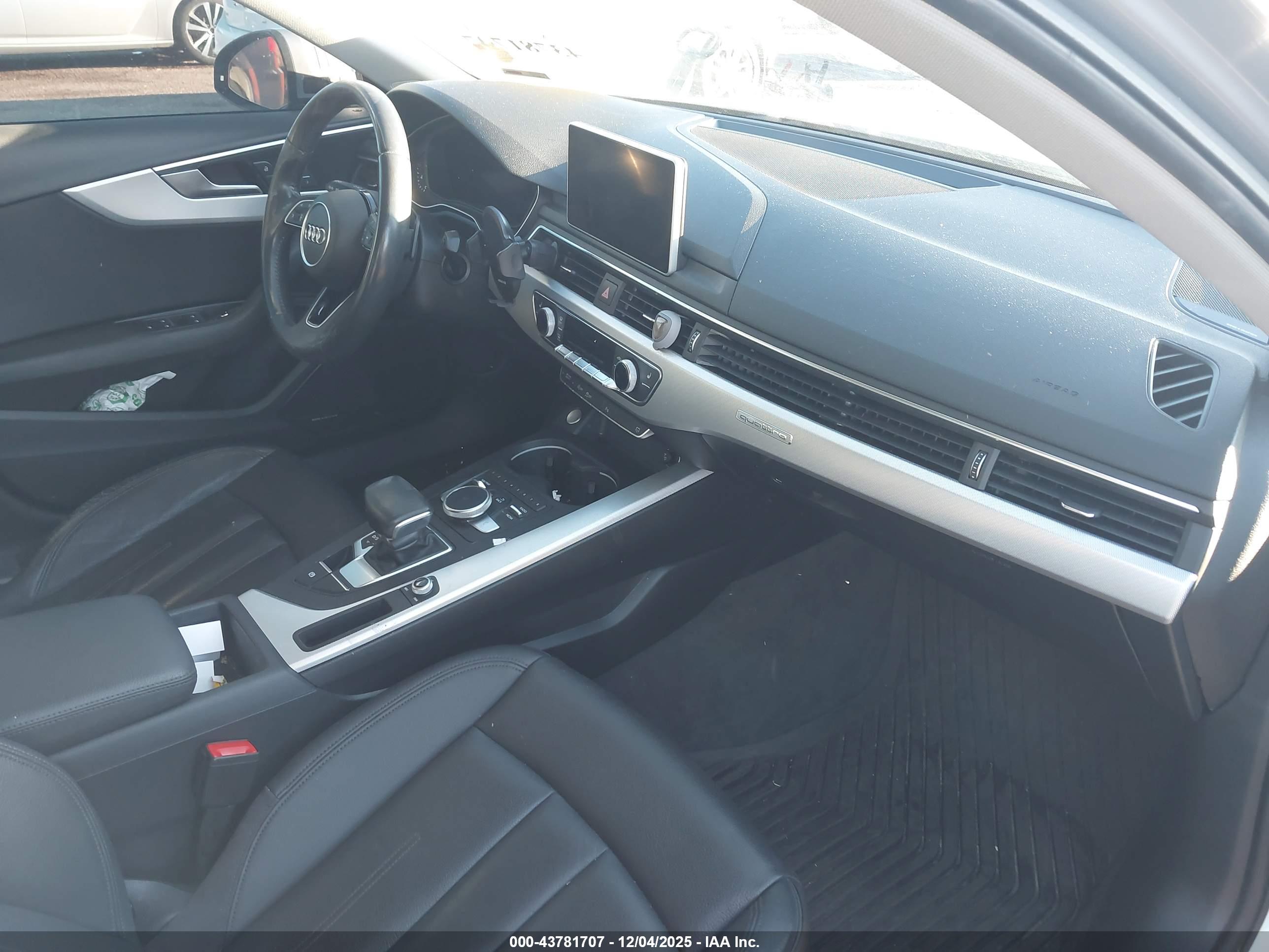 AUDI A4 image 5