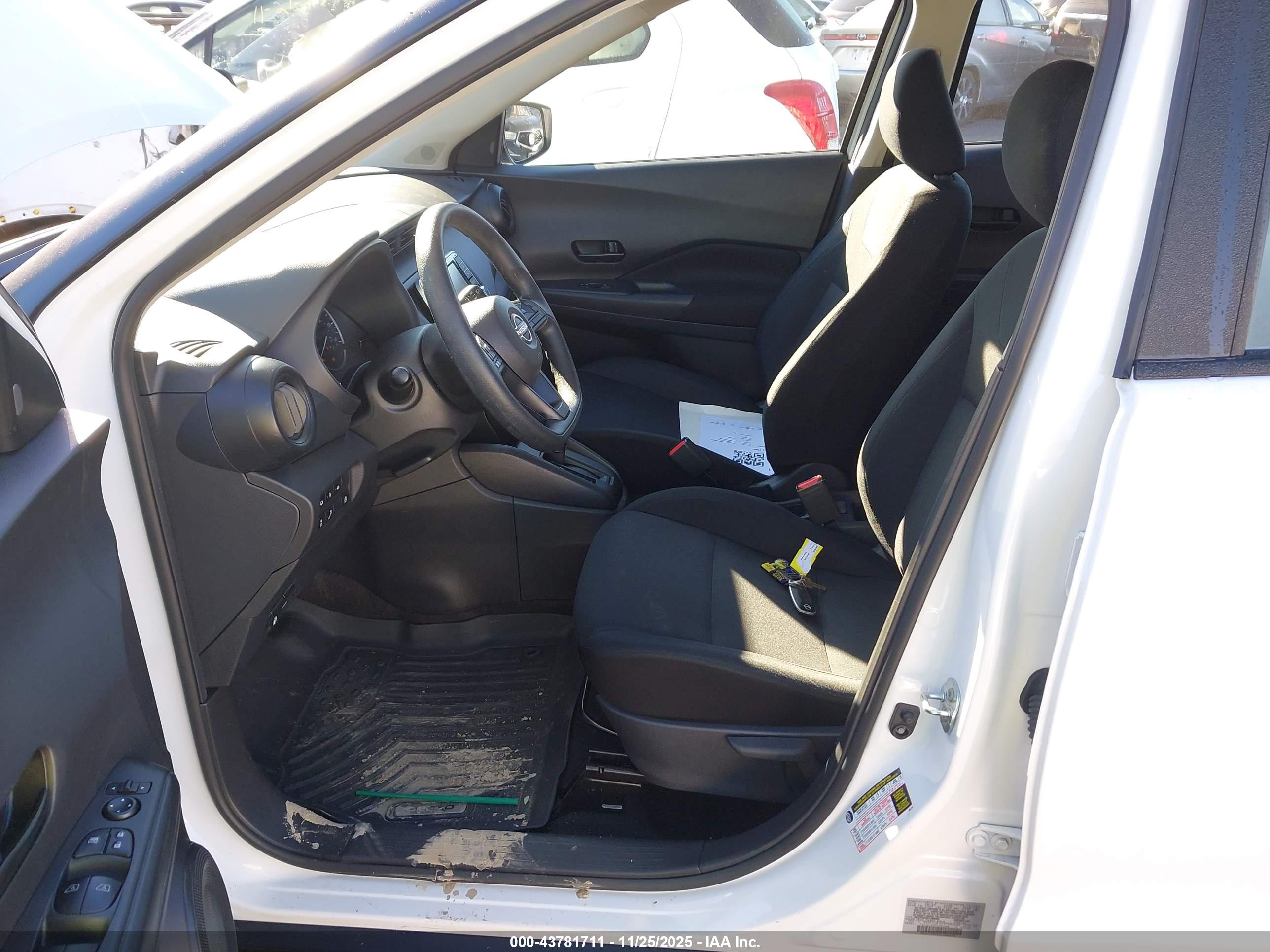 NISSAN KICKS image 5