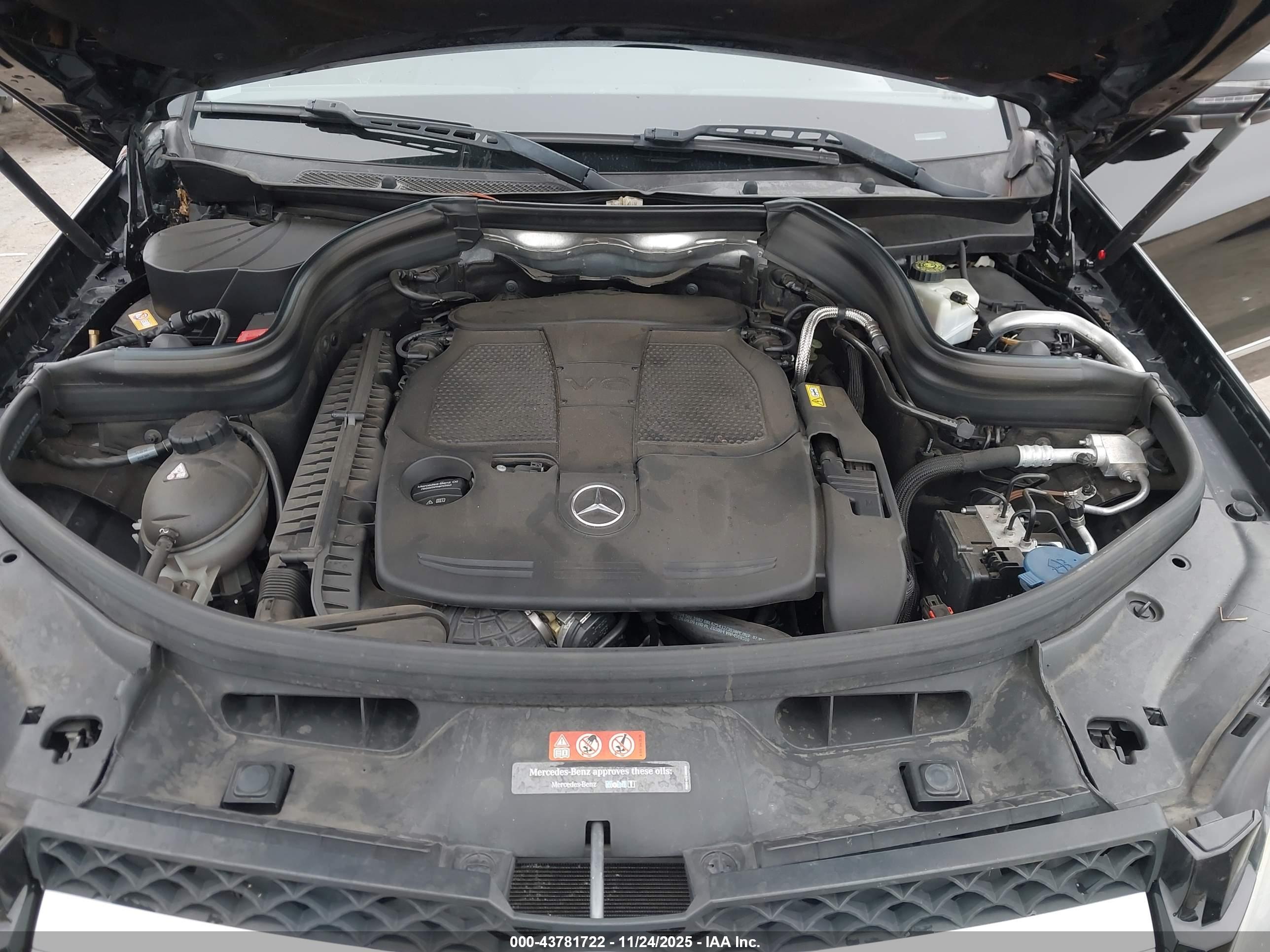 MERCEDES-BENZ GLK image 10