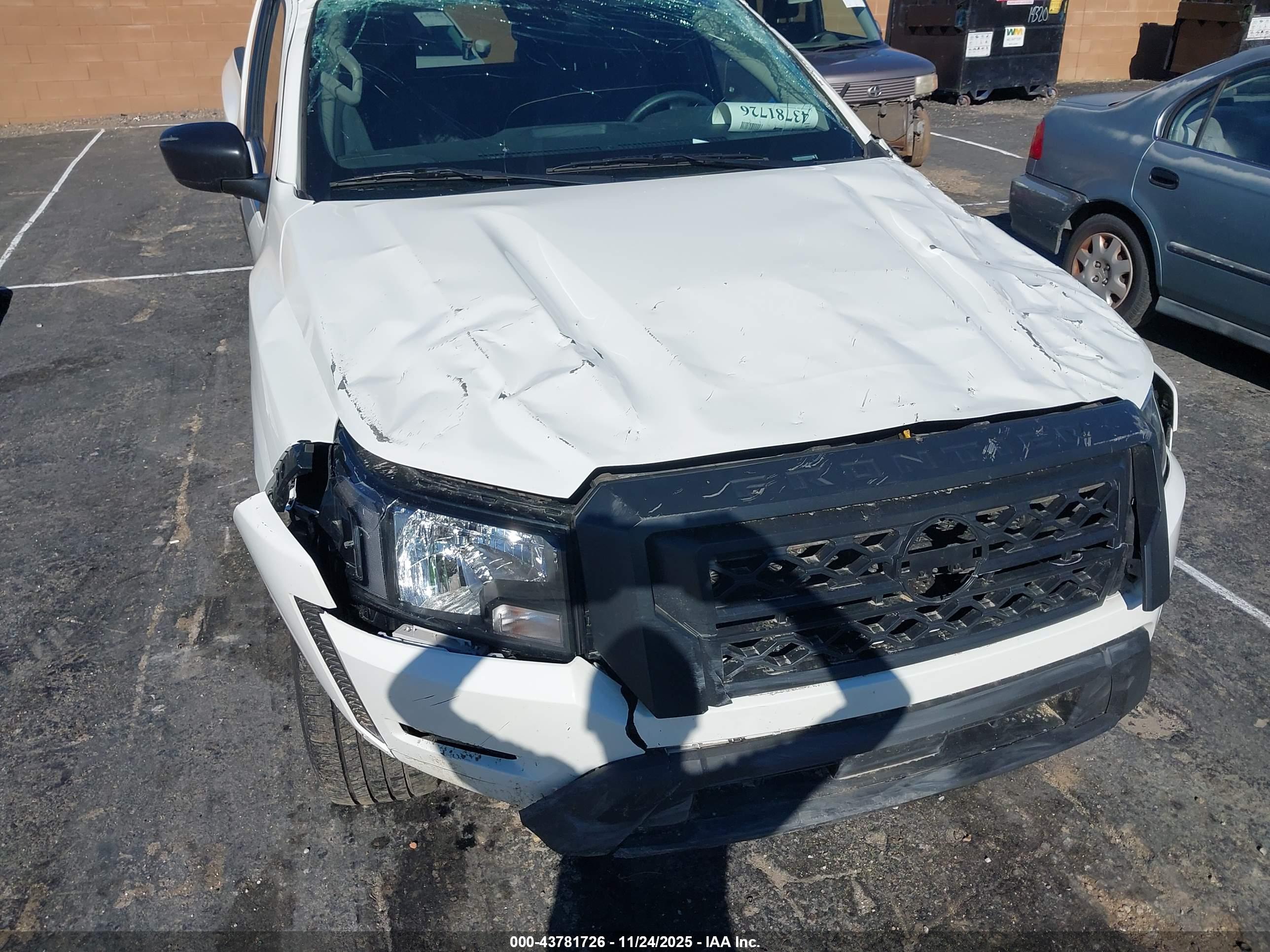 NISSAN FRONTIER image 6