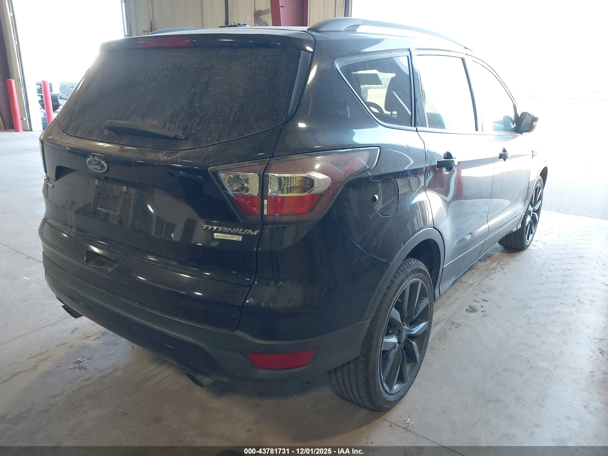 FORD ESCAPE image 4