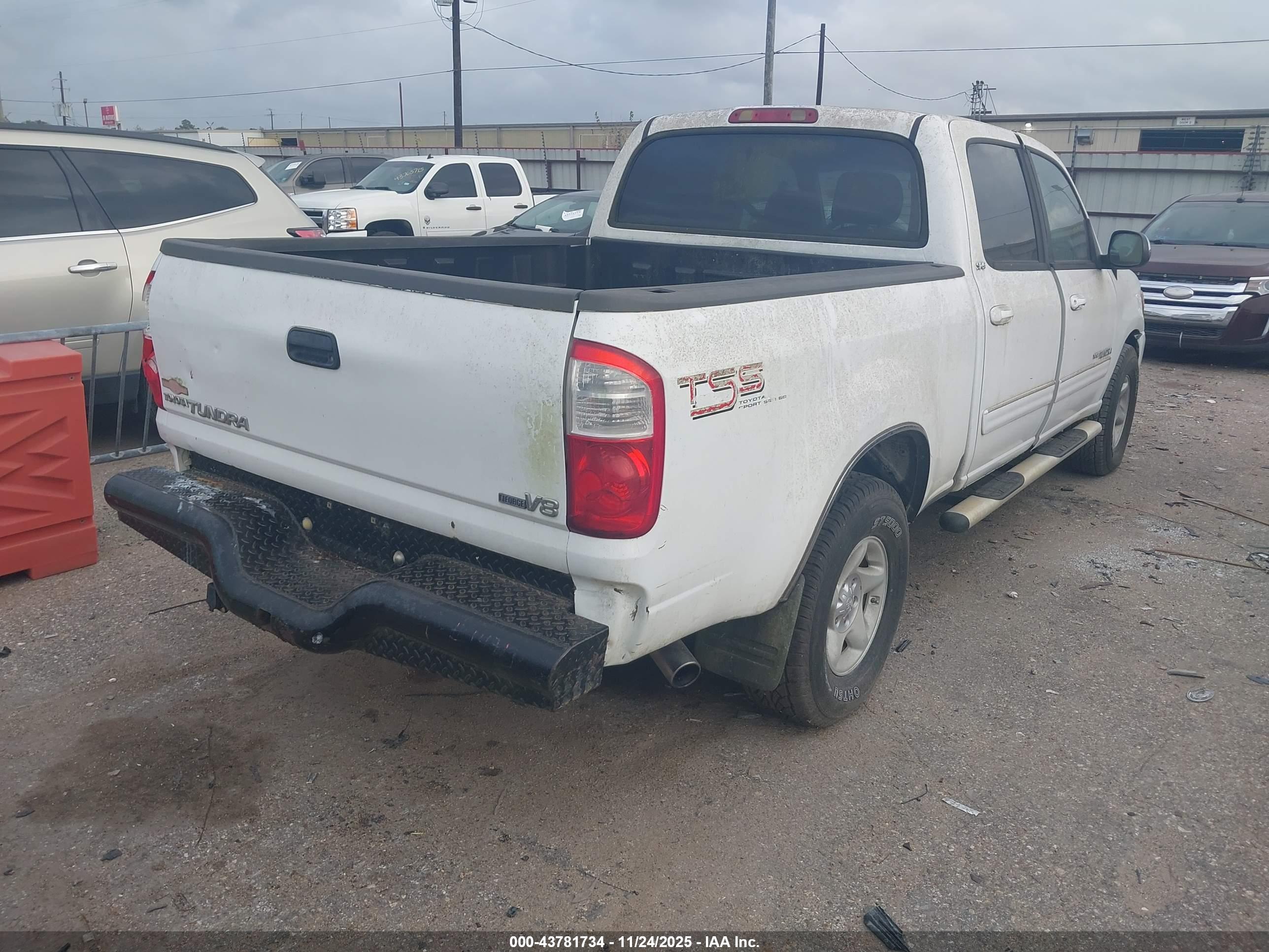 TOYOTA TUNDRA image 4