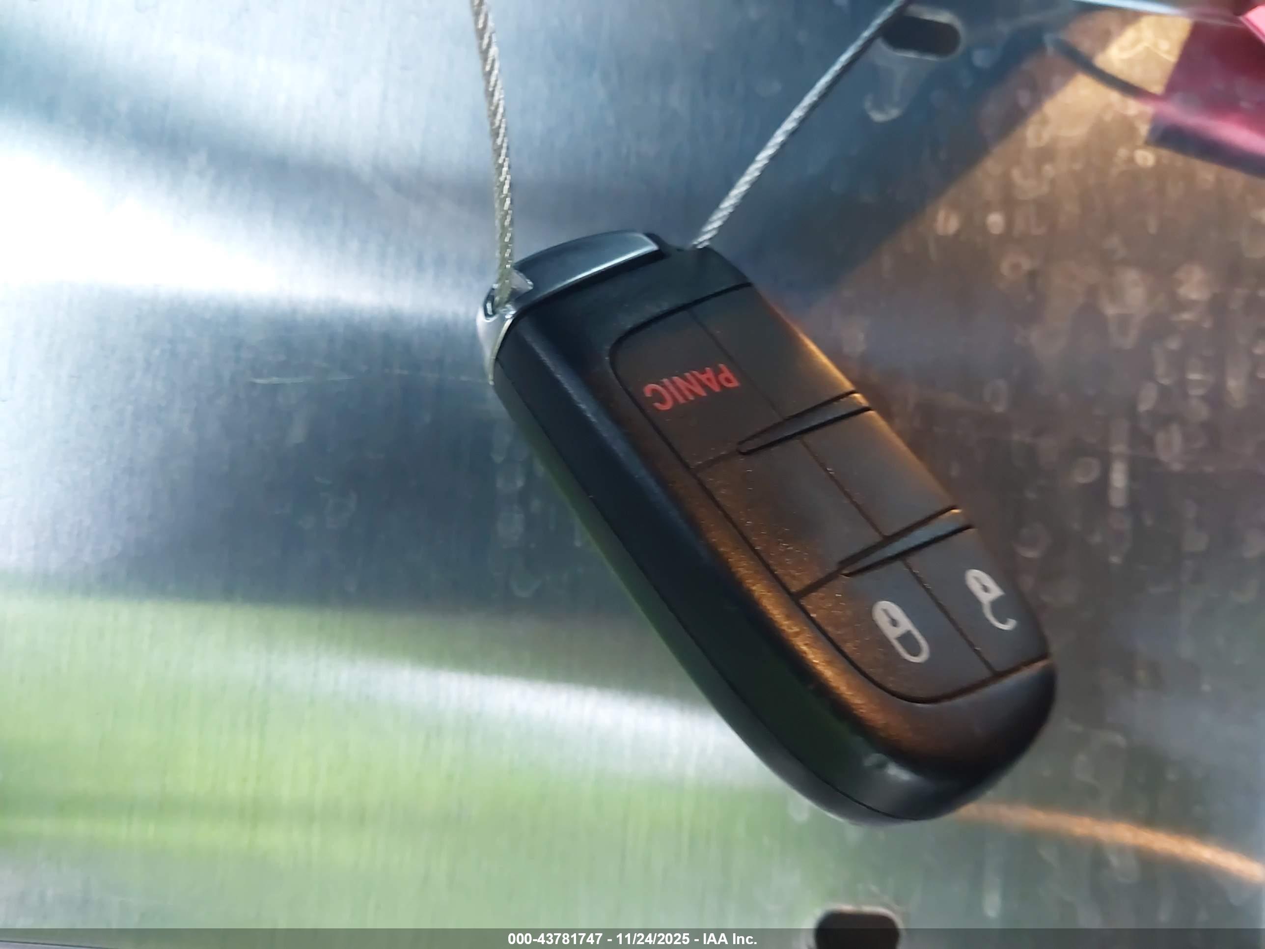JEEP GRAND image 11