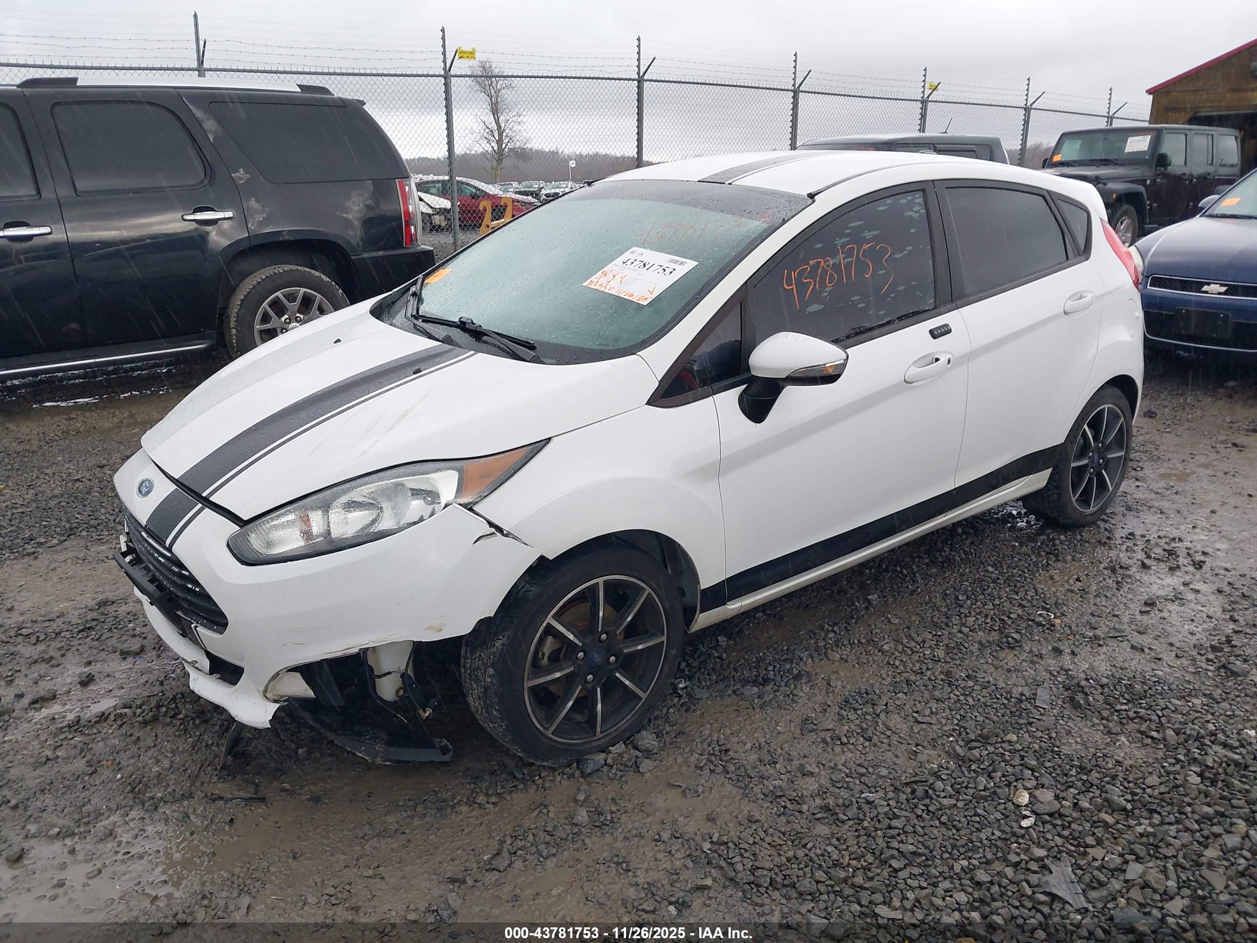 FORD FIESTA image 2