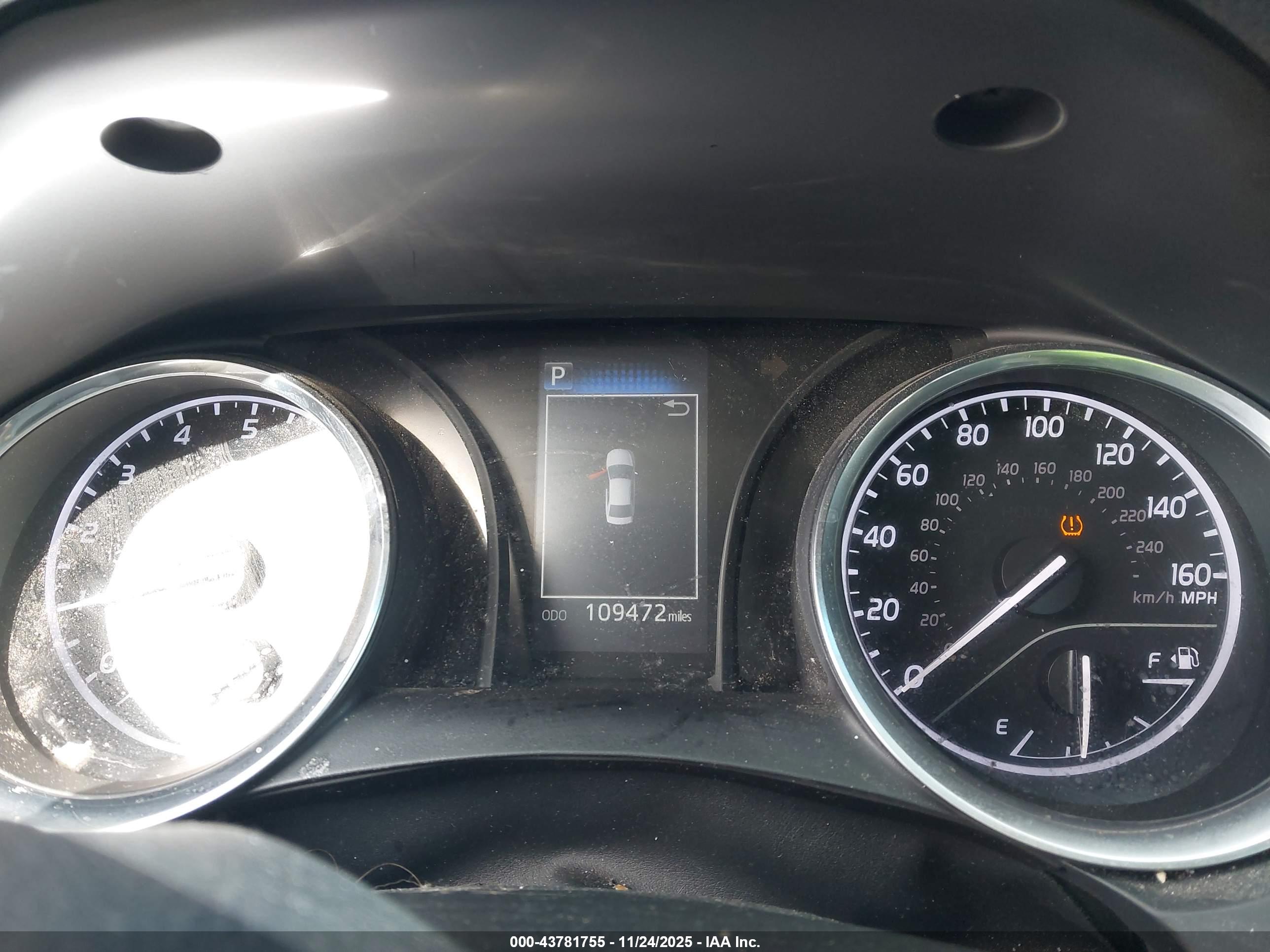 TOYOTA CAMRY image 7