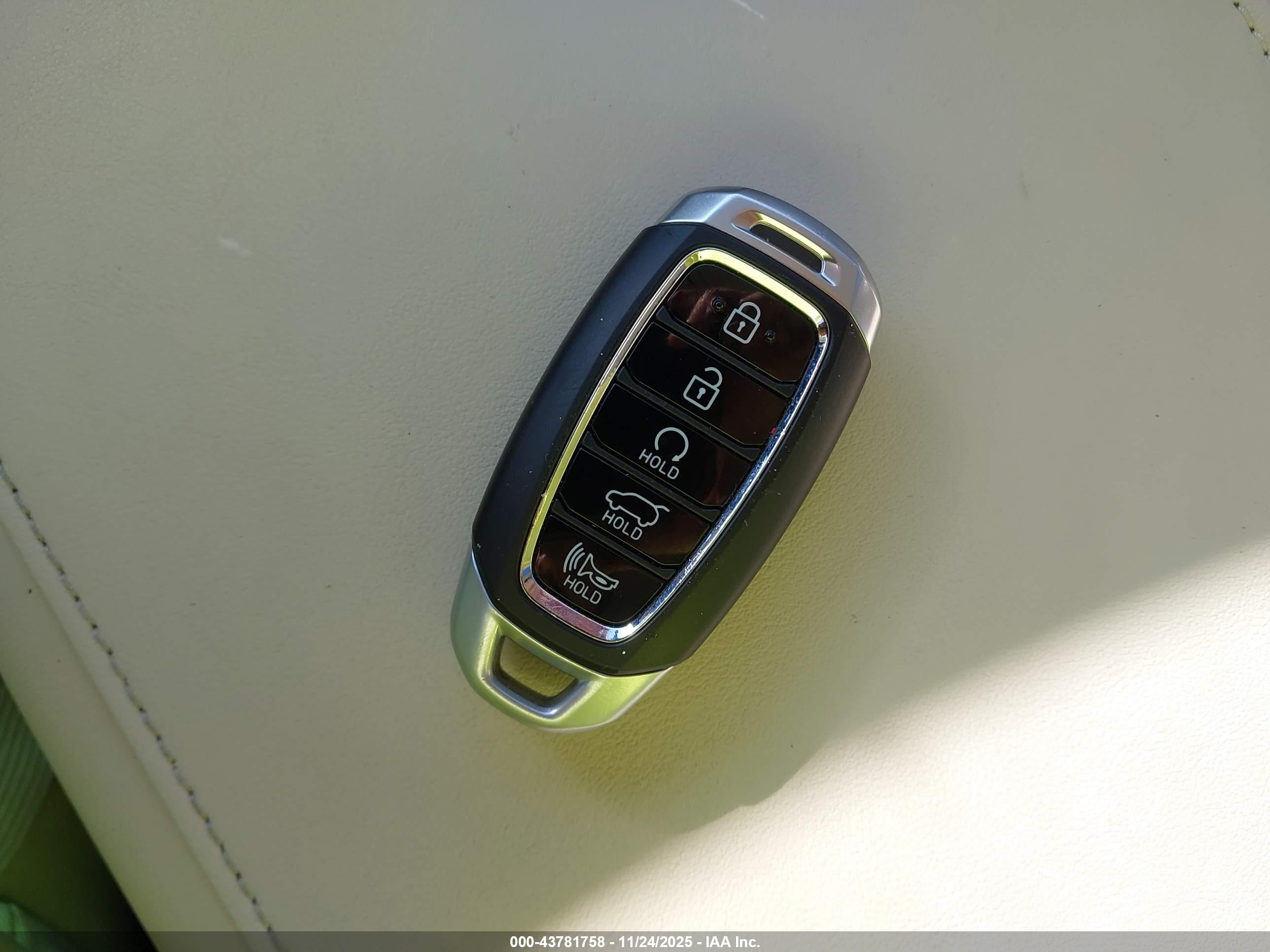 HYUNDAI PALISADE image 11