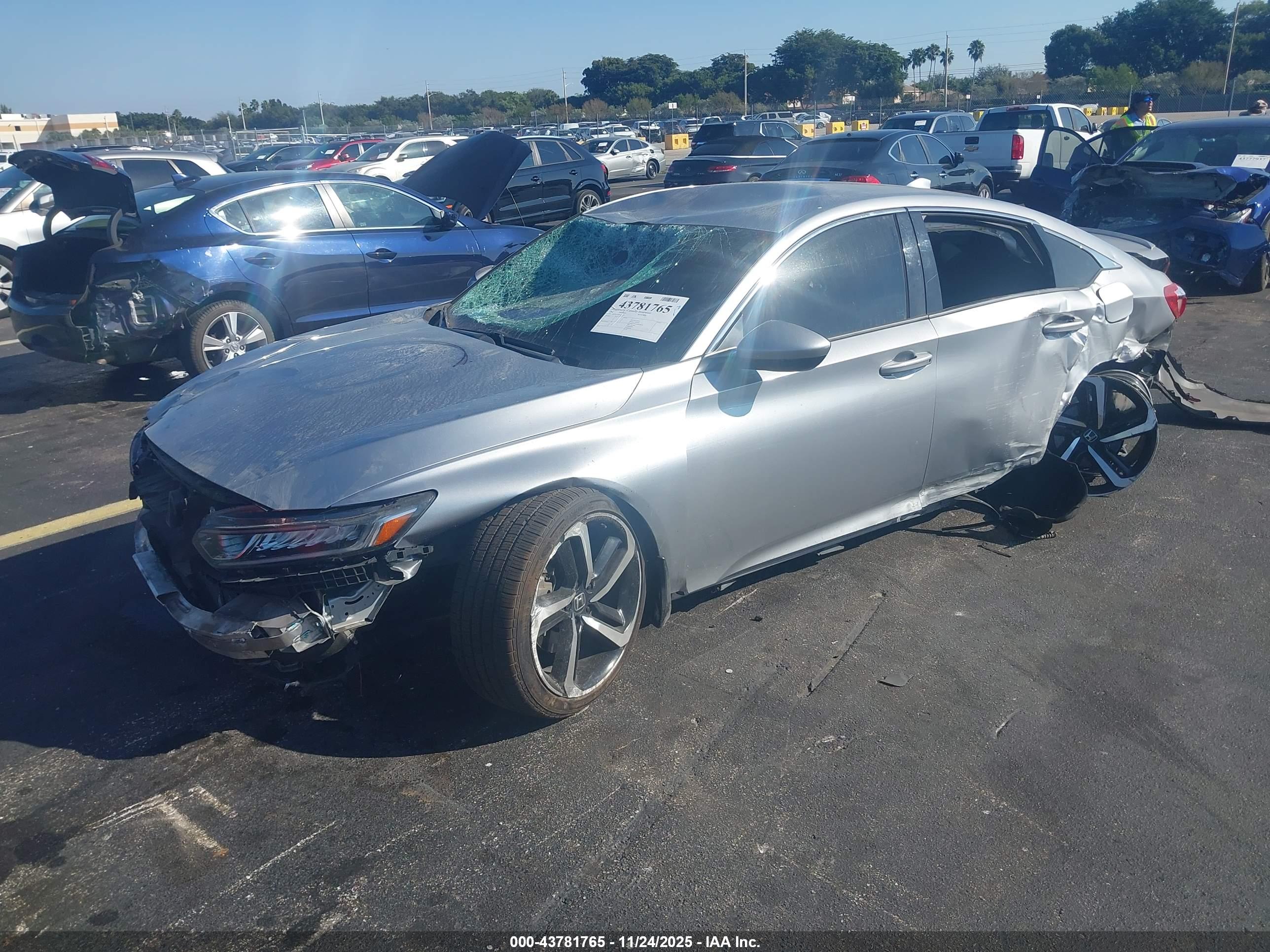 HONDA ACCORD image 2
