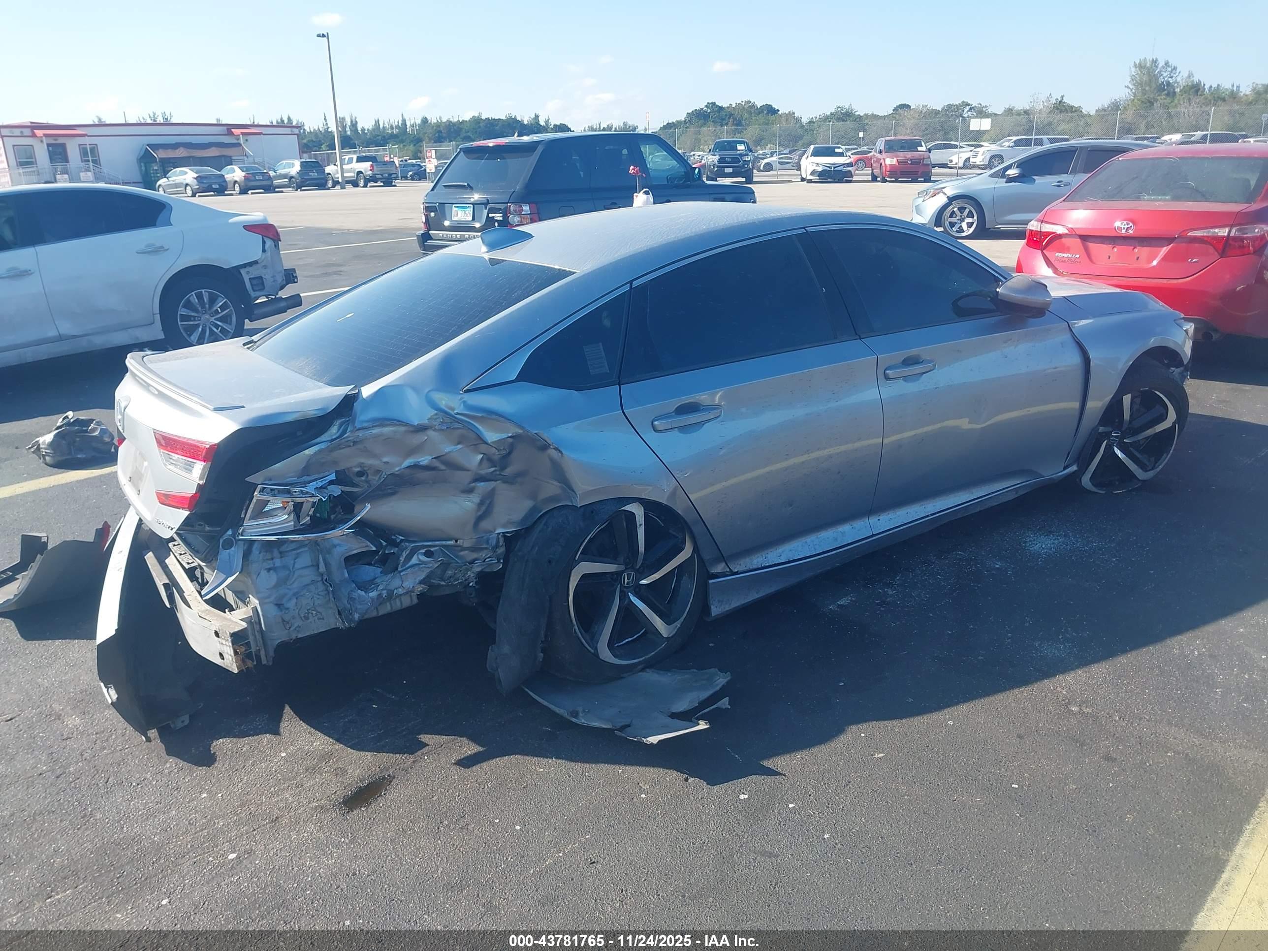 HONDA ACCORD image 4