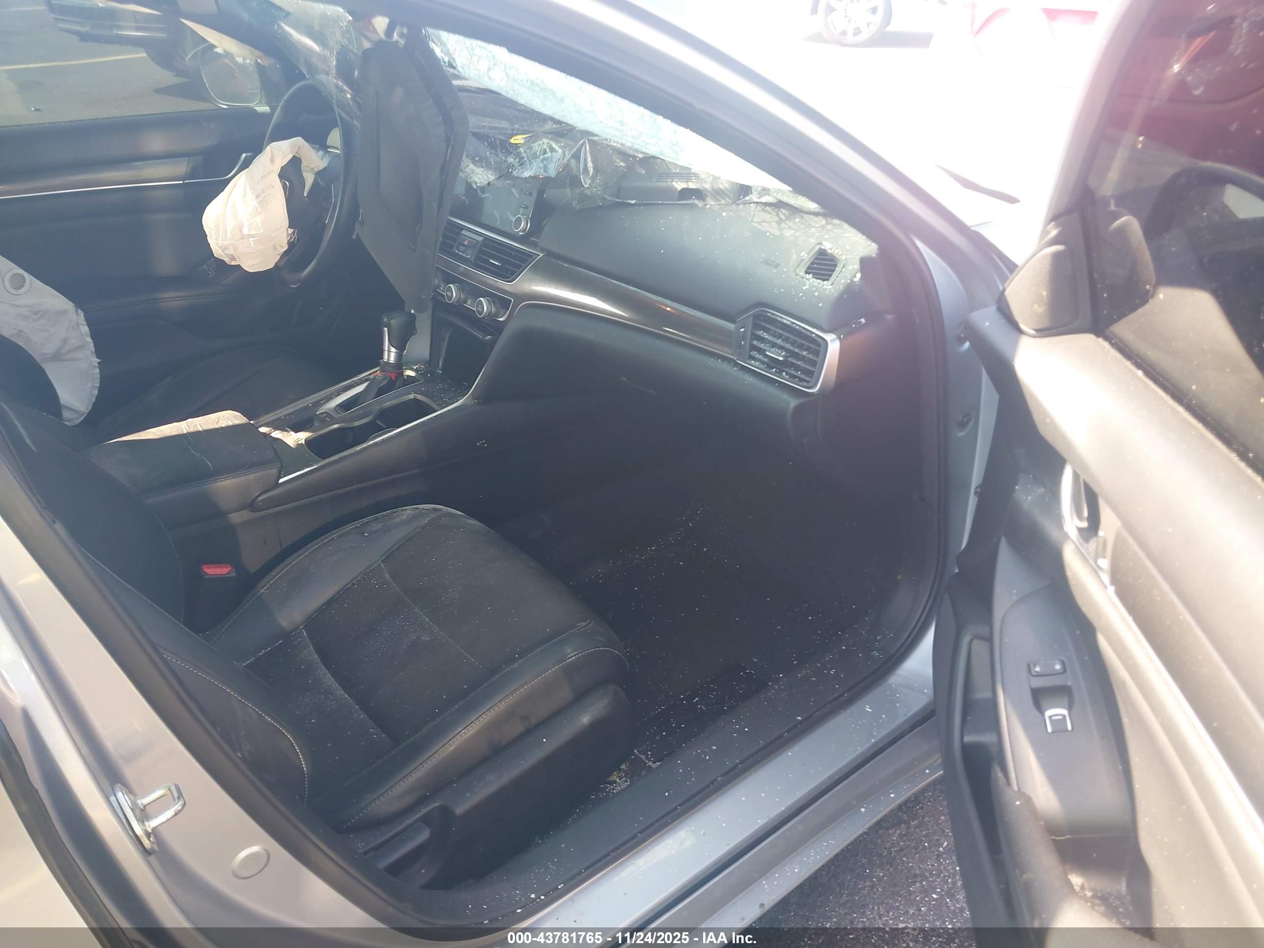 HONDA ACCORD image 5