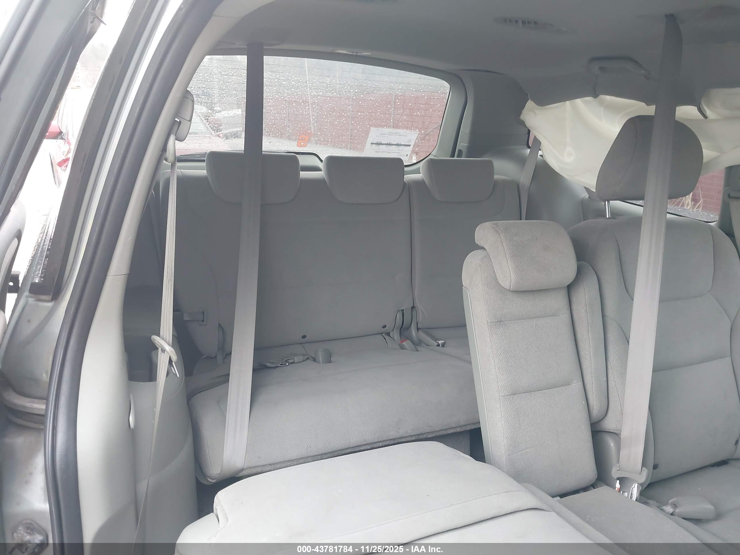 HONDA ODYSSEY image 8