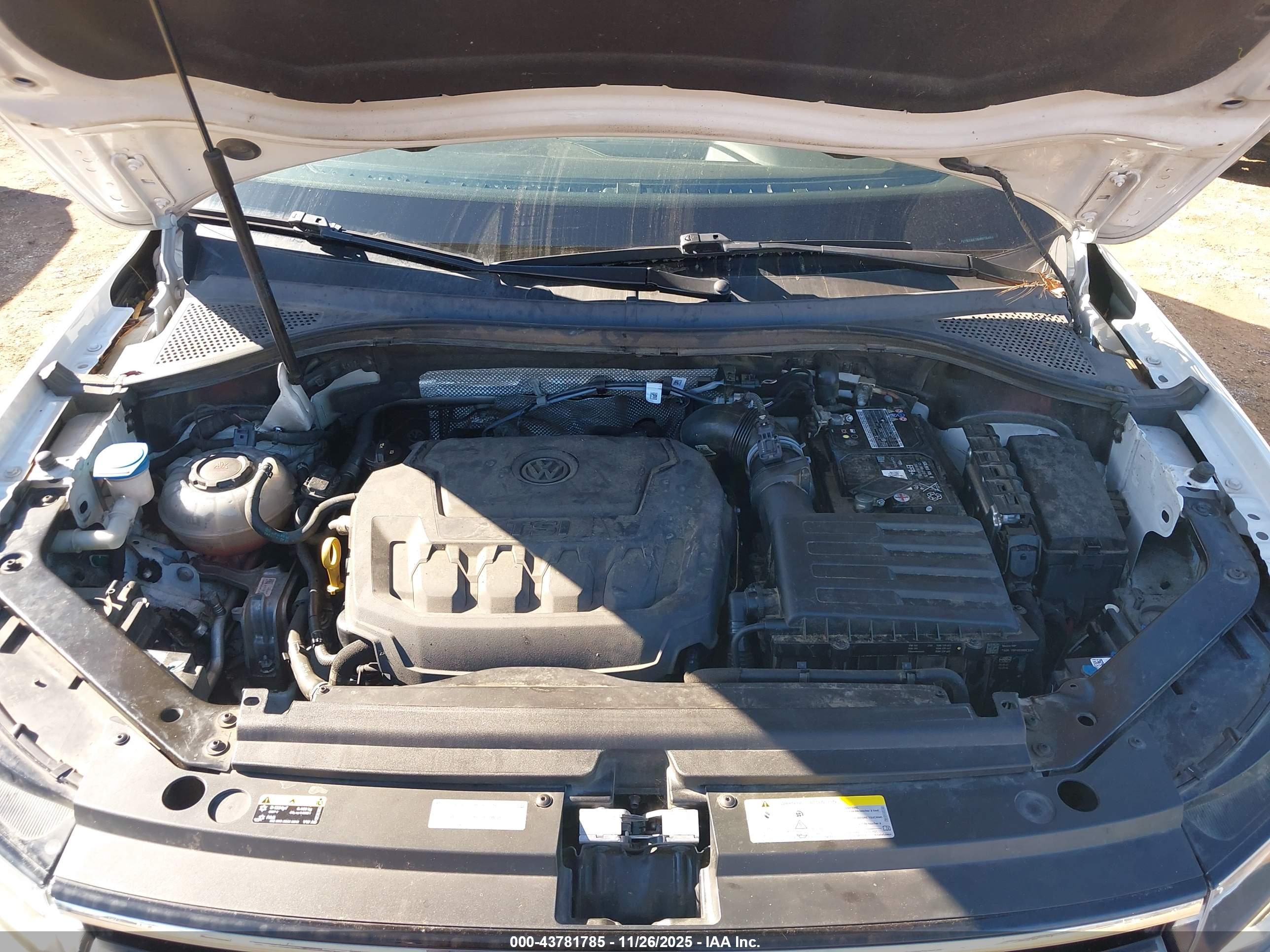 VOLKSWAGEN TIGUAN image 10