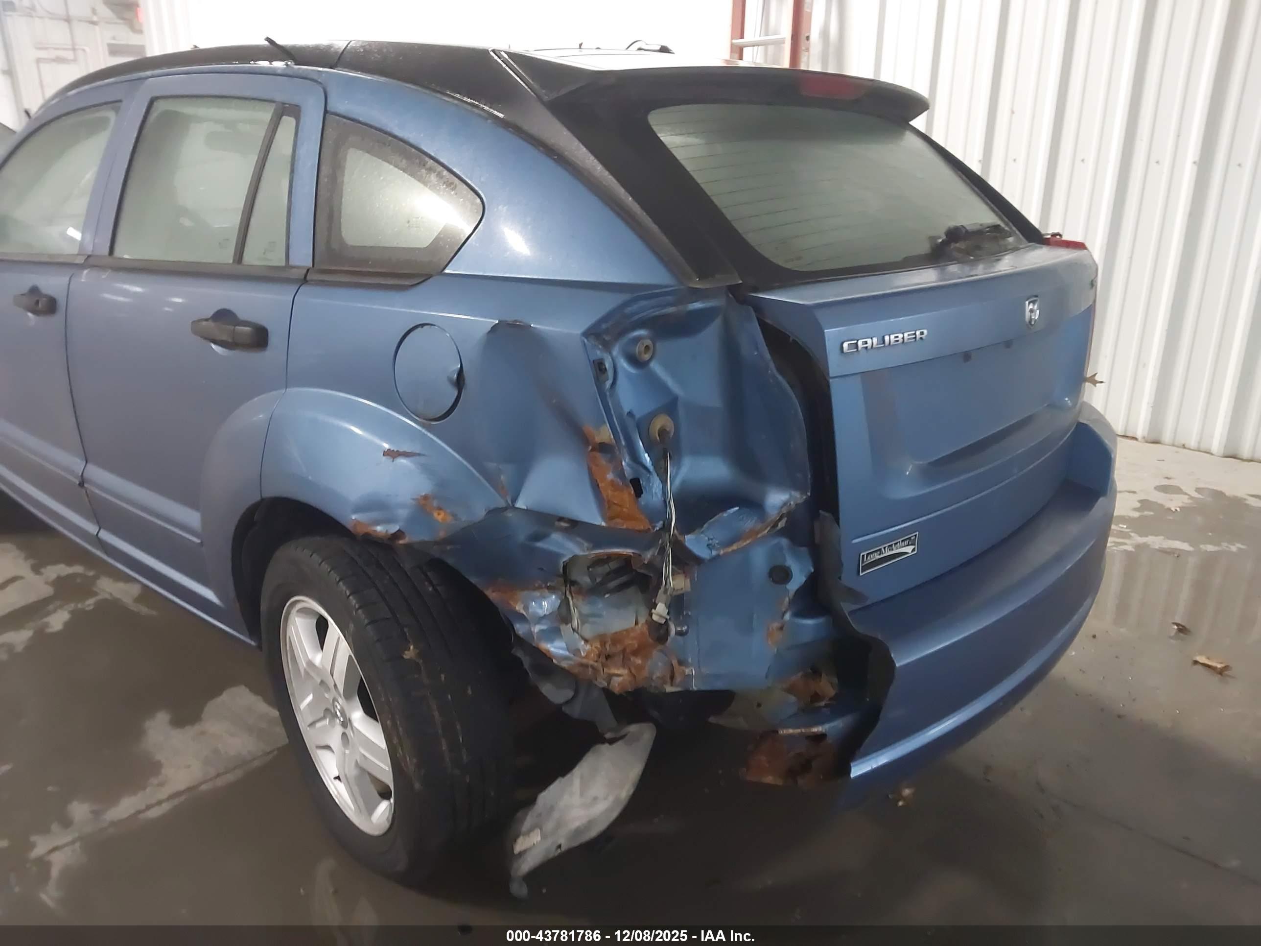DODGE CALIBER image 6