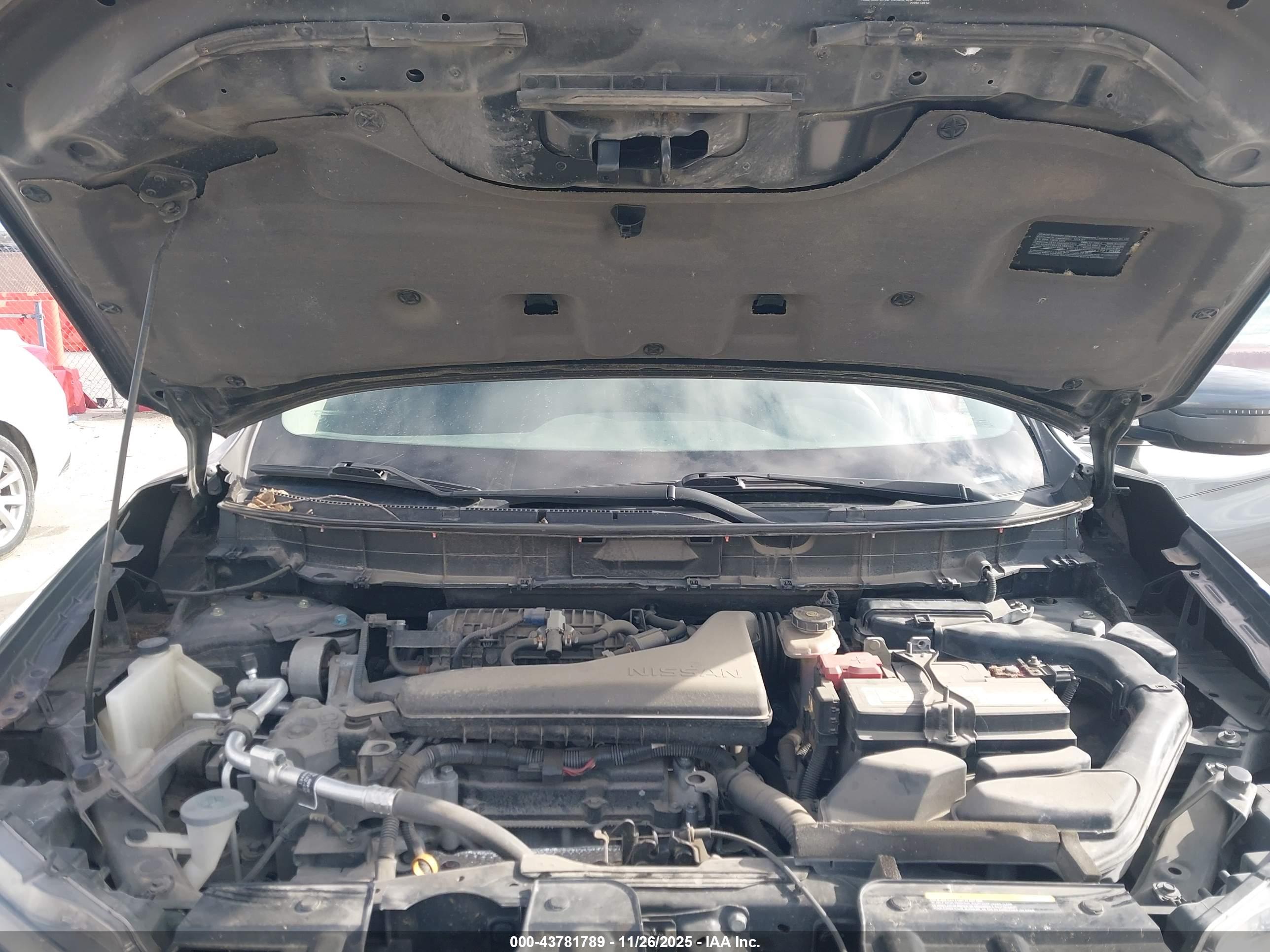 NISSAN ROGUE image 10